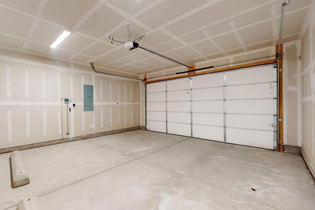 13605 Covered Wagon Avenue SE