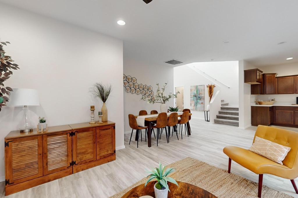 13605 Covered Wagon Avenue SE