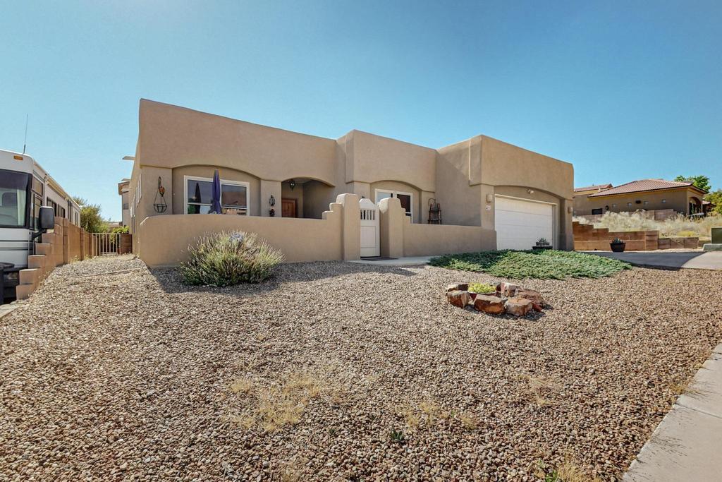 4612 ALBANY Court NW