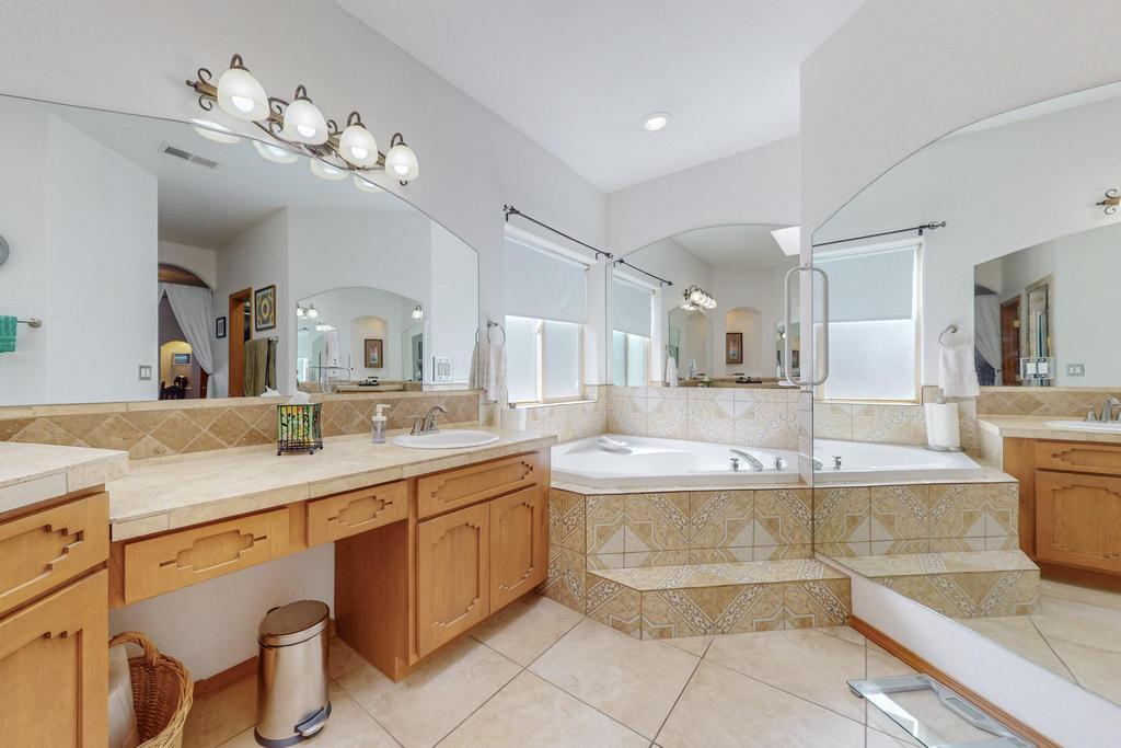 4612 ALBANY Court NW