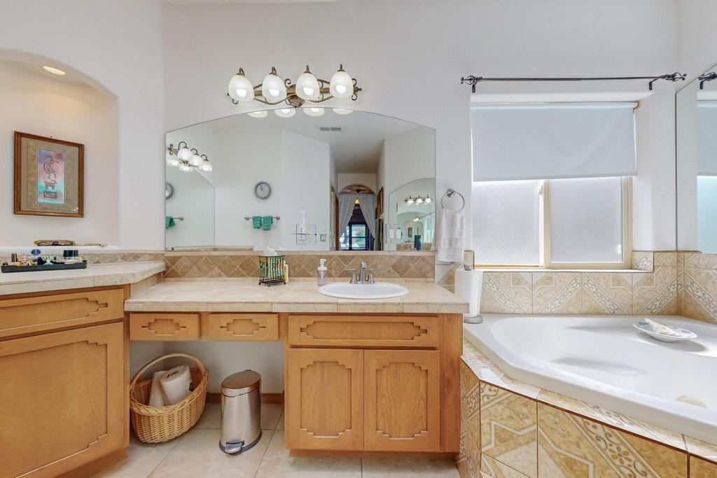 4612 ALBANY Court NW