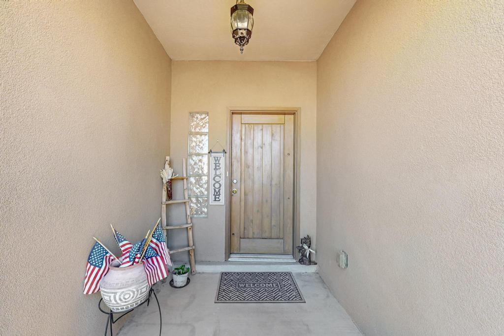 4612 ALBANY Court NW