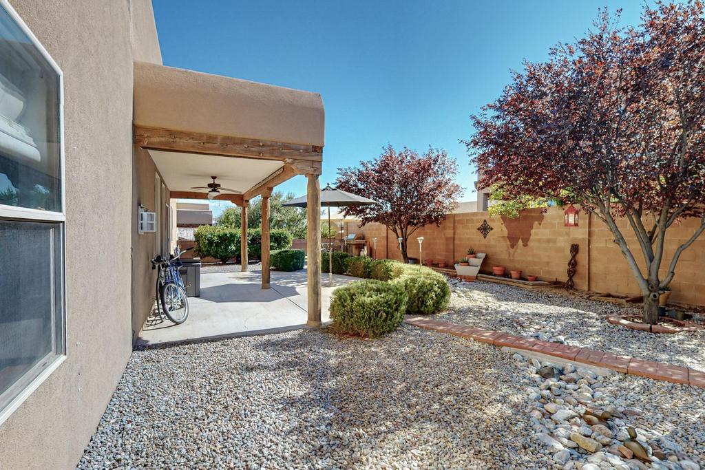 4612 ALBANY Court NW