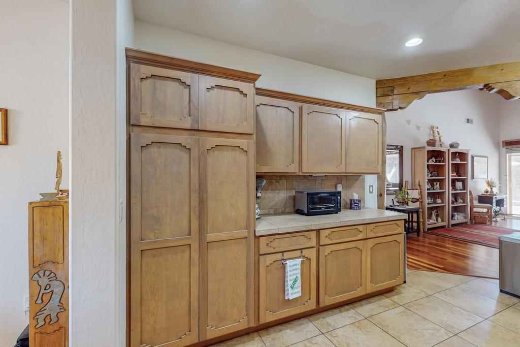 4612 ALBANY Court NW