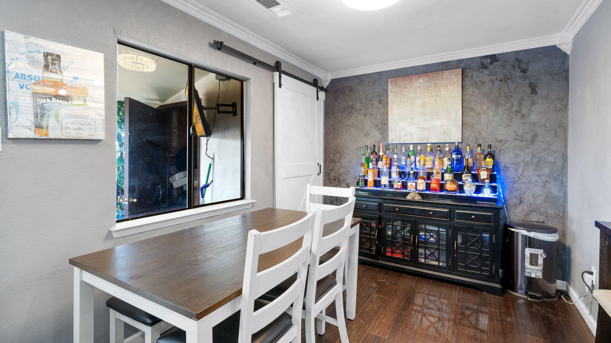 911 COUNTRY CLUB Drive SE G