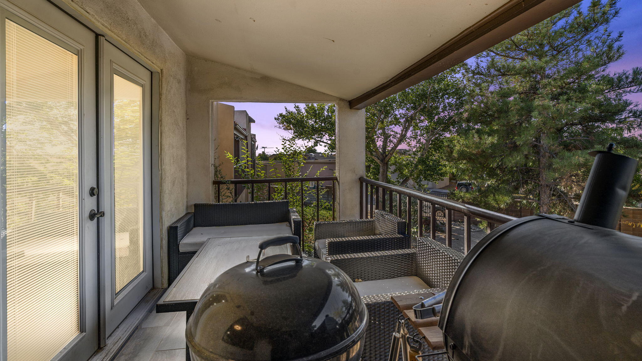 911 COUNTRY CLUB Drive SE G