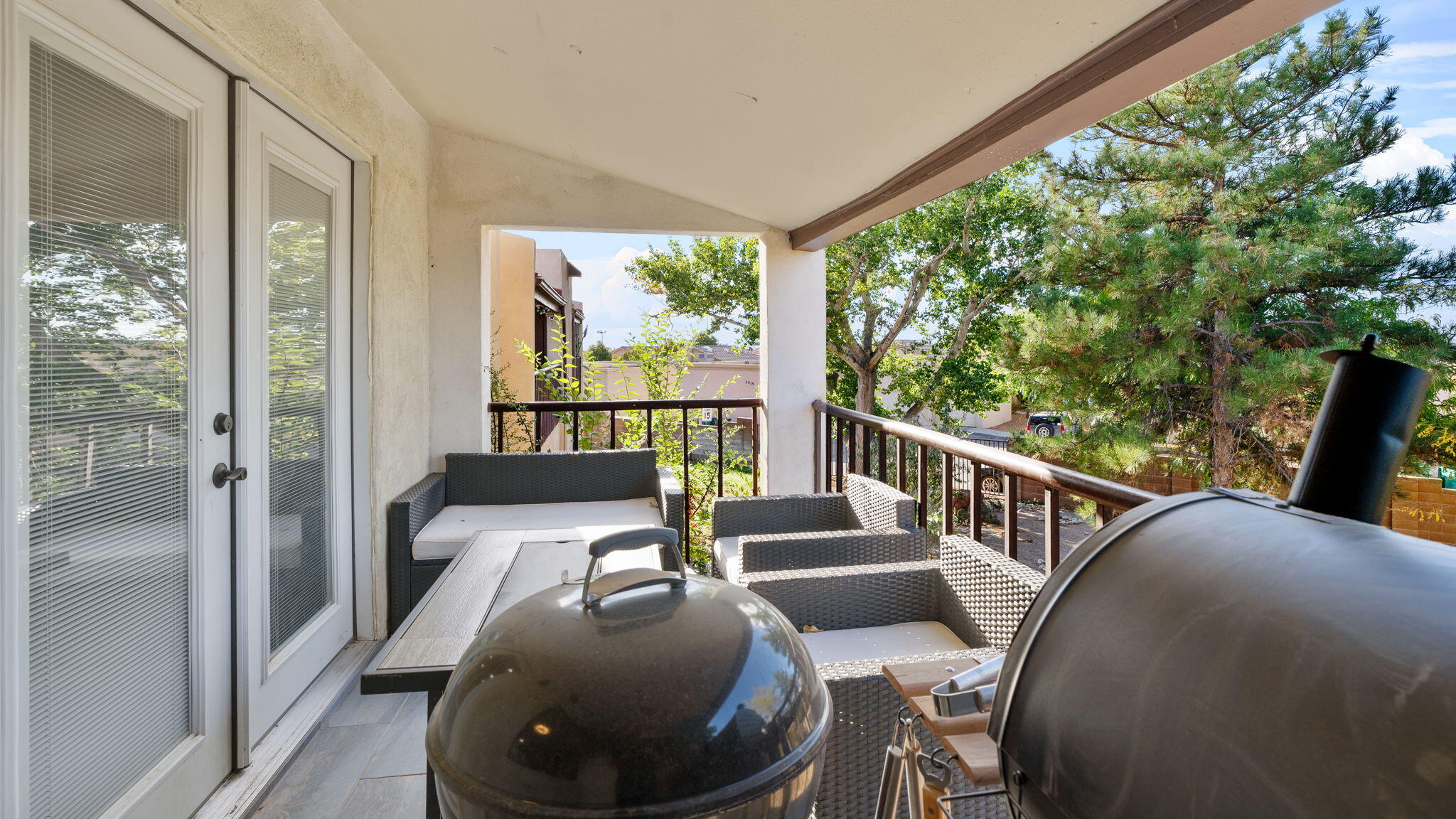 911 COUNTRY CLUB Drive SE G