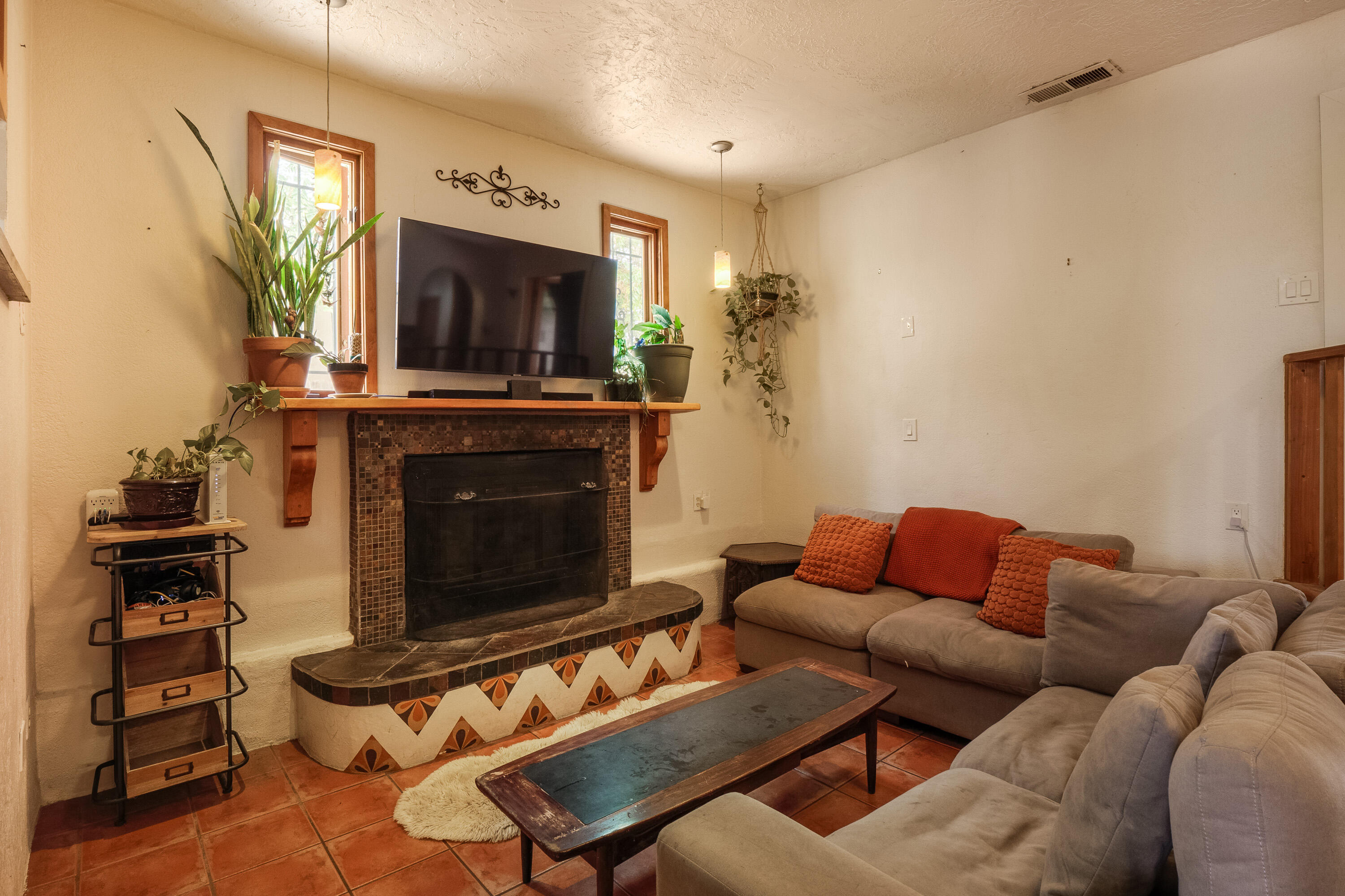 906 PALO DURO Avenue NW