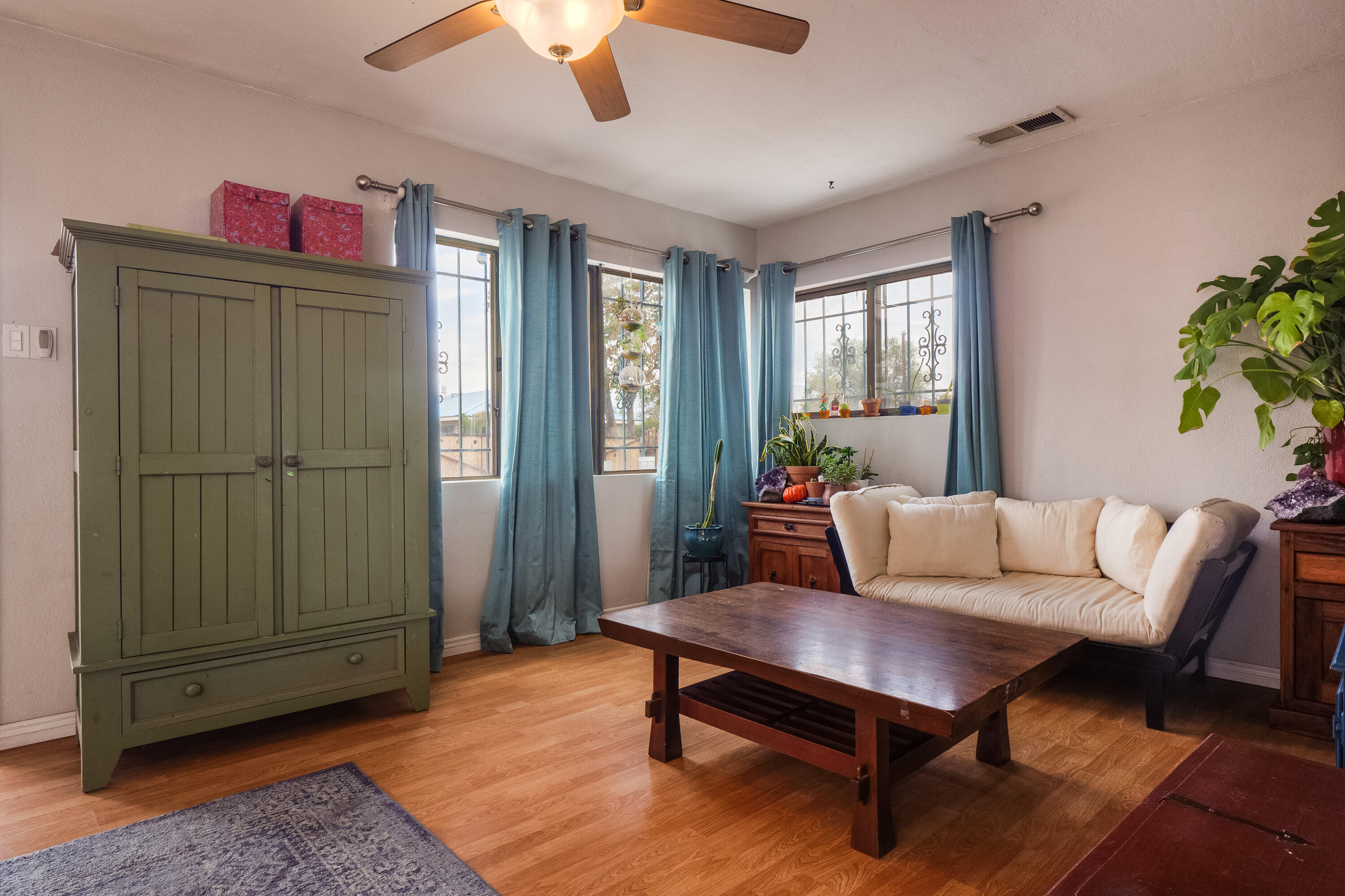 906 PALO DURO Avenue NW