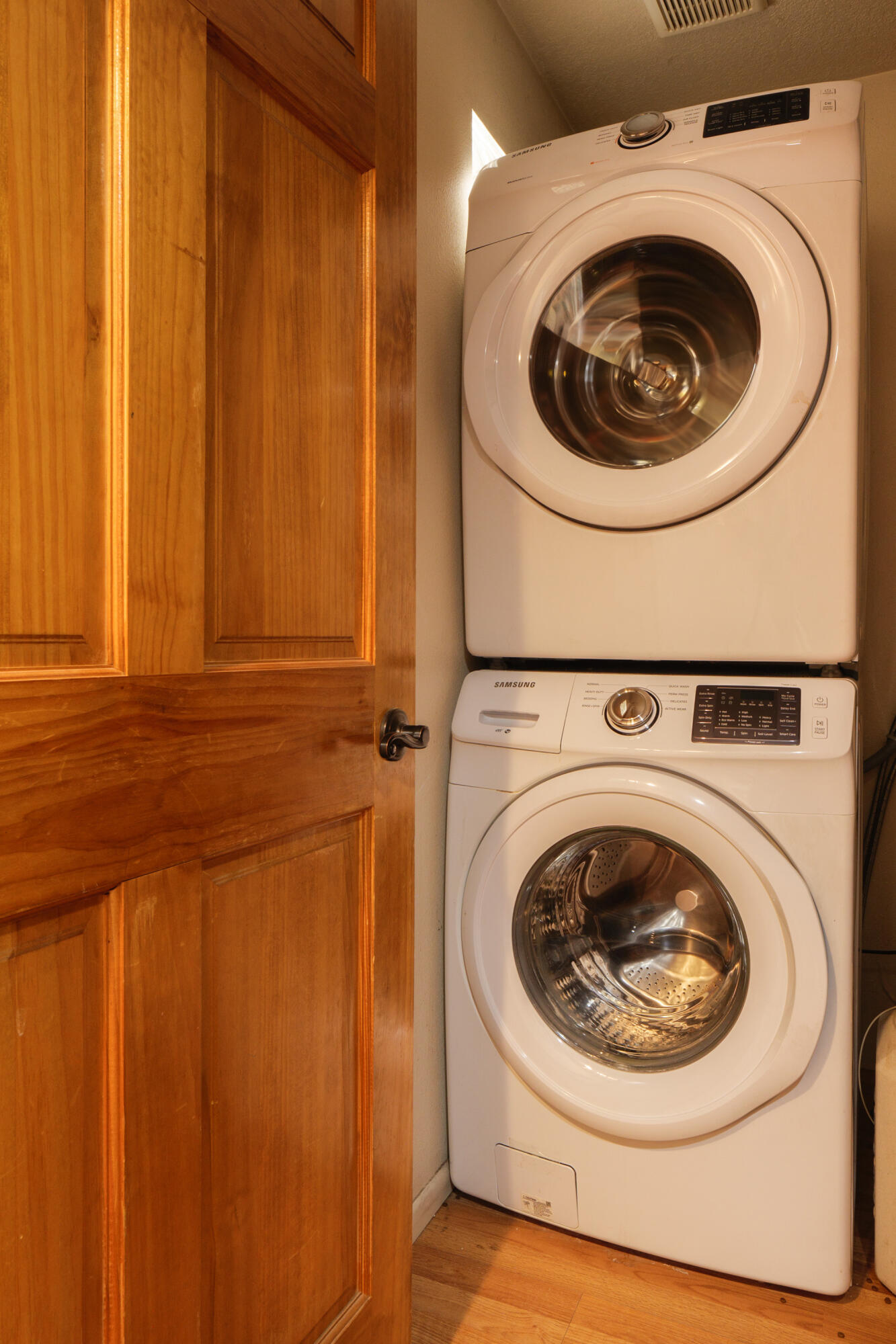 906 PALO DURO Avenue NW