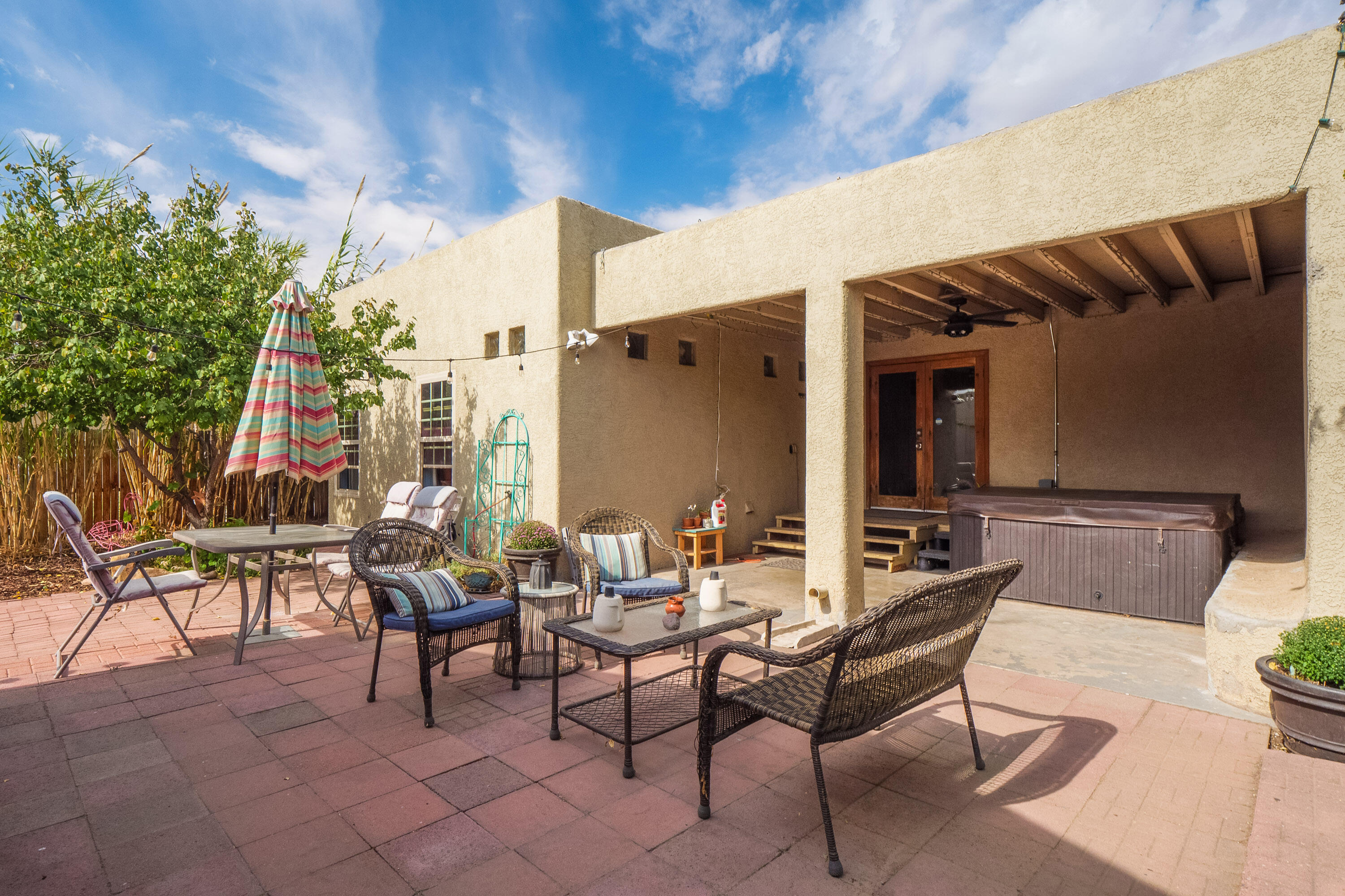 906 PALO DURO Avenue NW