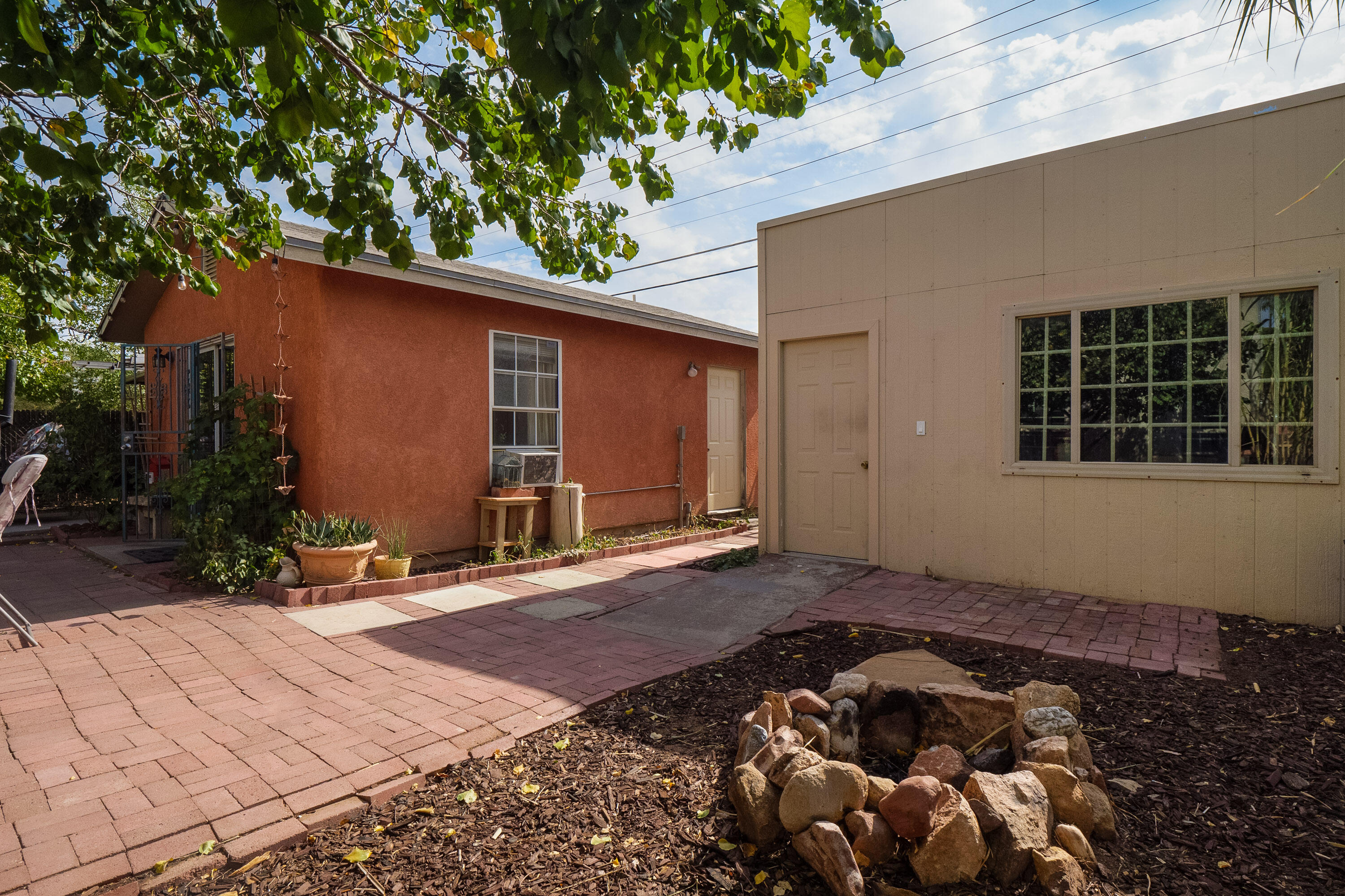 906 PALO DURO Avenue NW