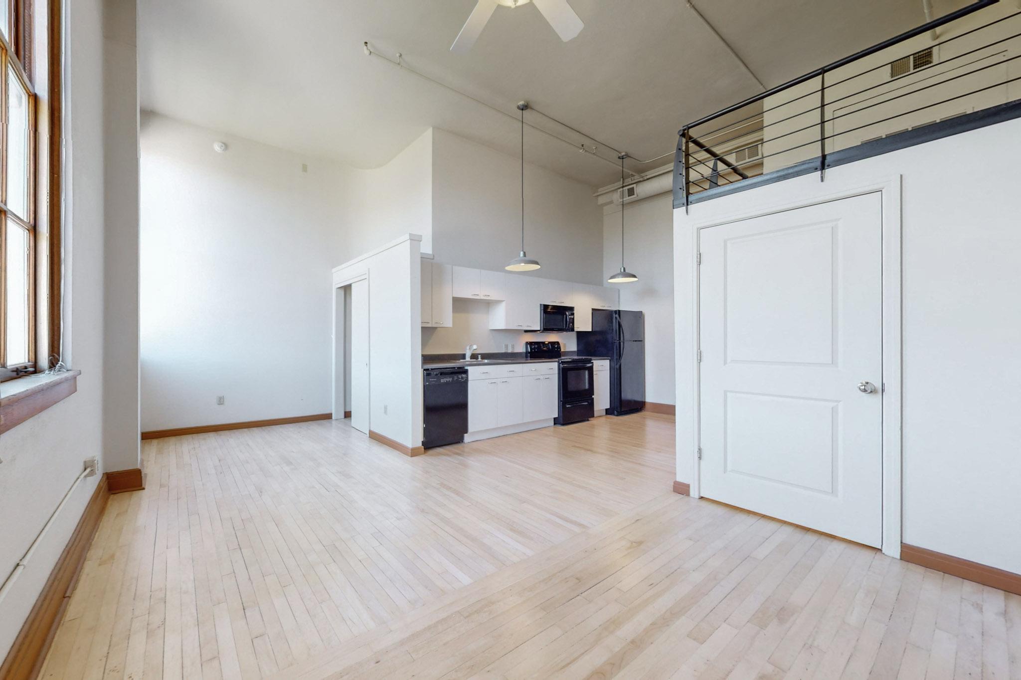 100 BROADWAY Boulevard NE 309