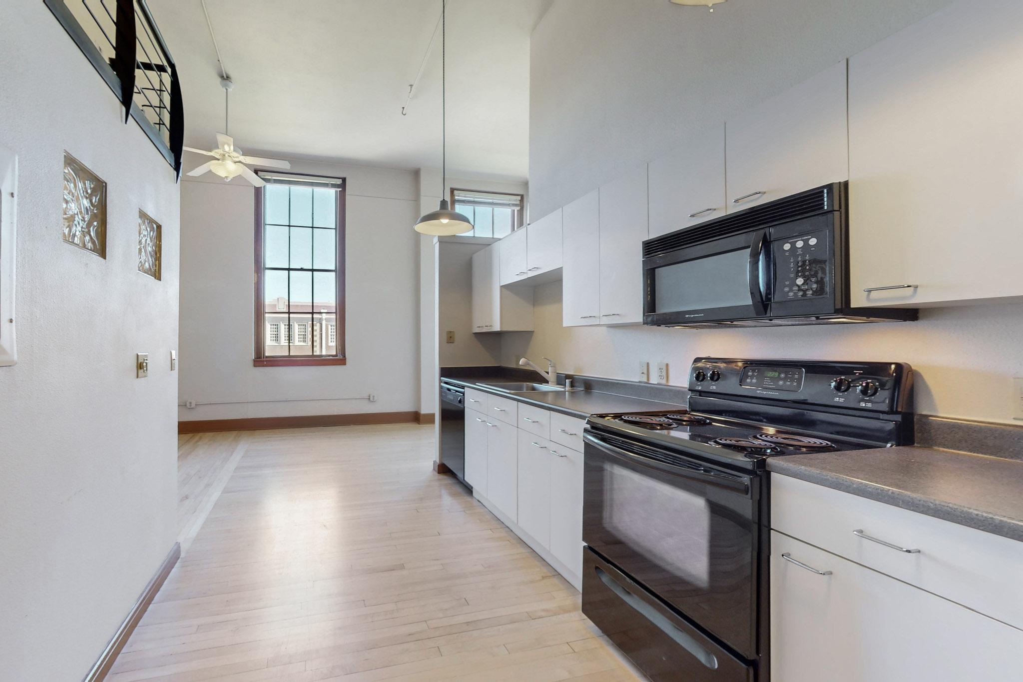 100 BROADWAY Boulevard NE 309