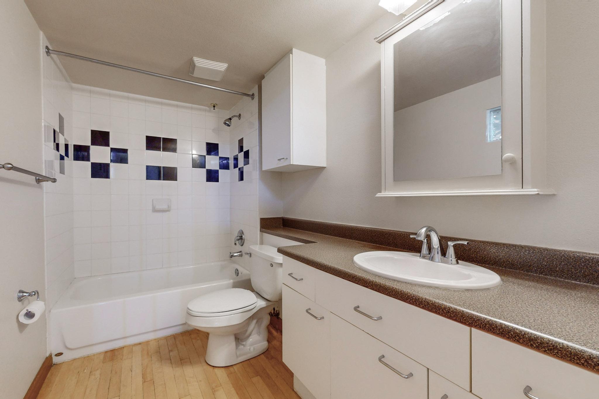 100 BROADWAY Boulevard NE 309