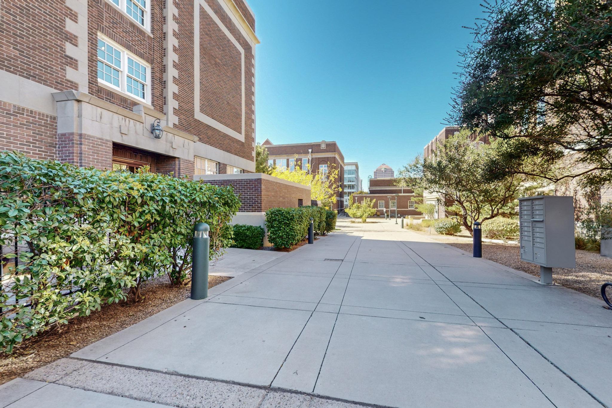 100 BROADWAY Boulevard NE 309