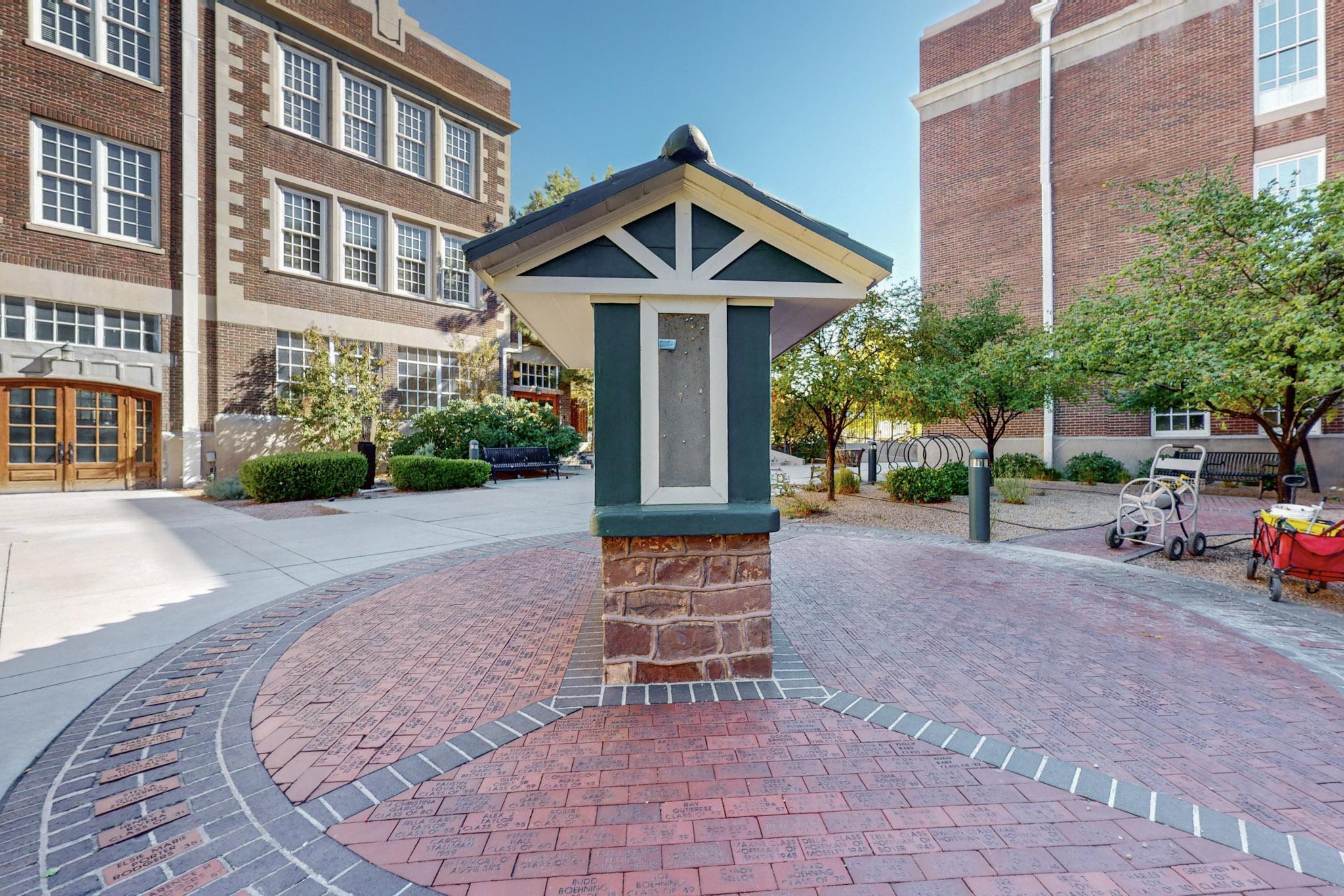 100 BROADWAY Boulevard NE 309