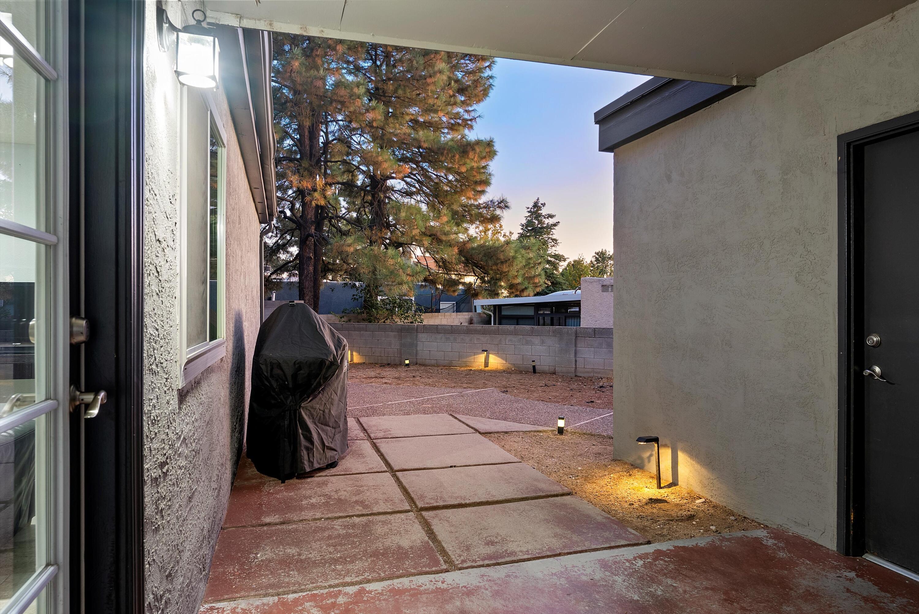 10306 KAREN Avenue NE