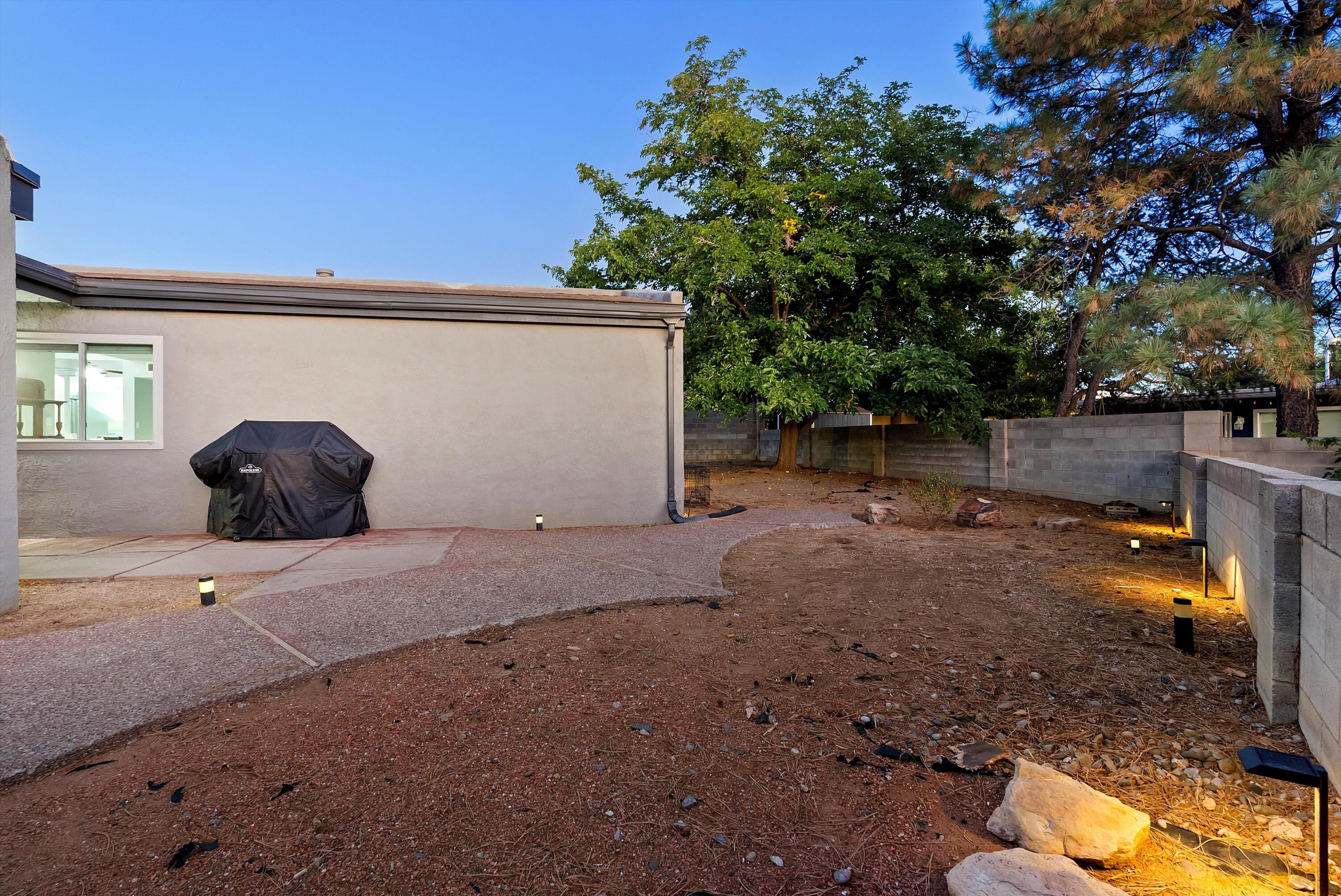 10306 KAREN Avenue NE