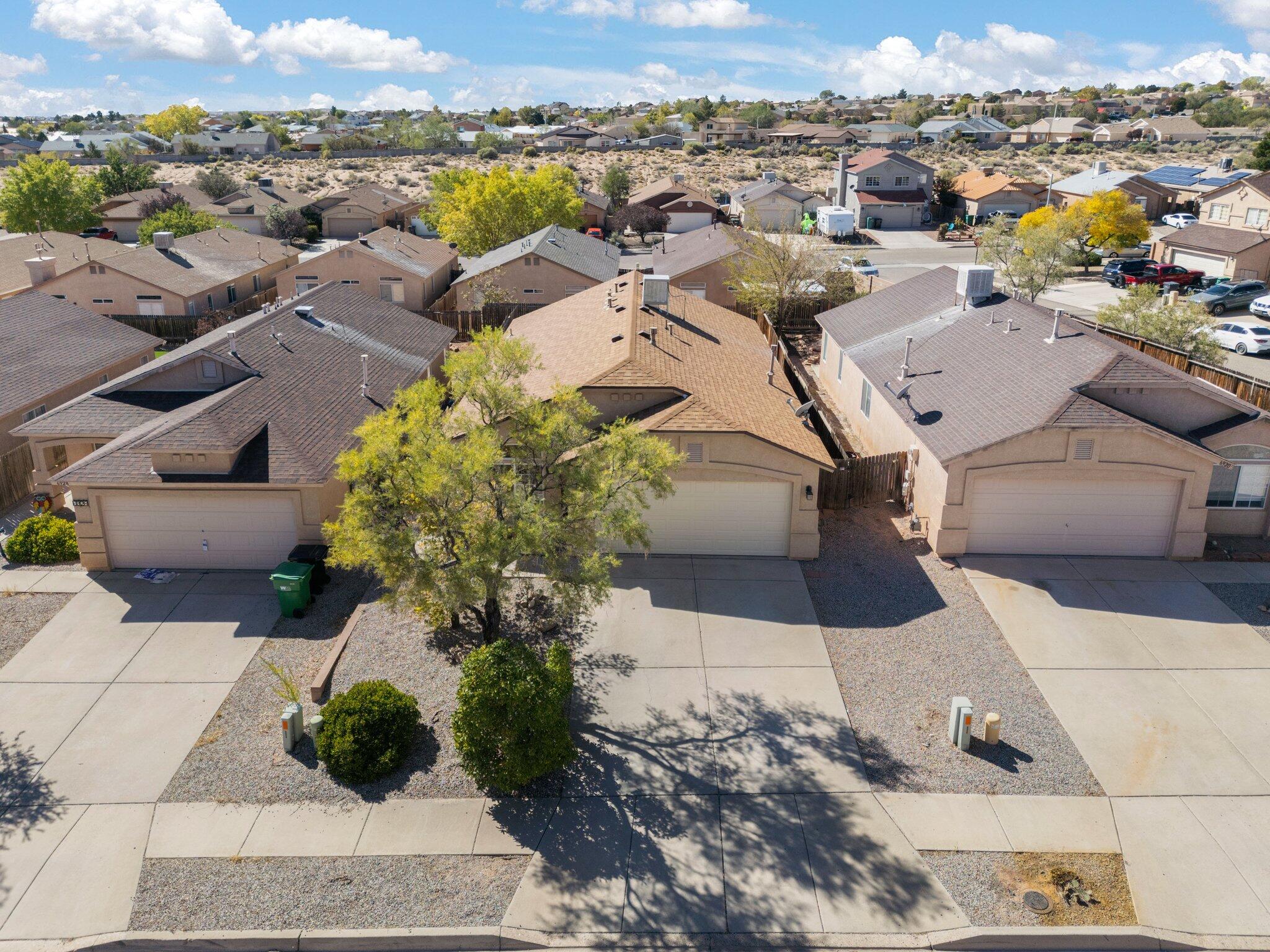 6924 ANGELA Drive NE