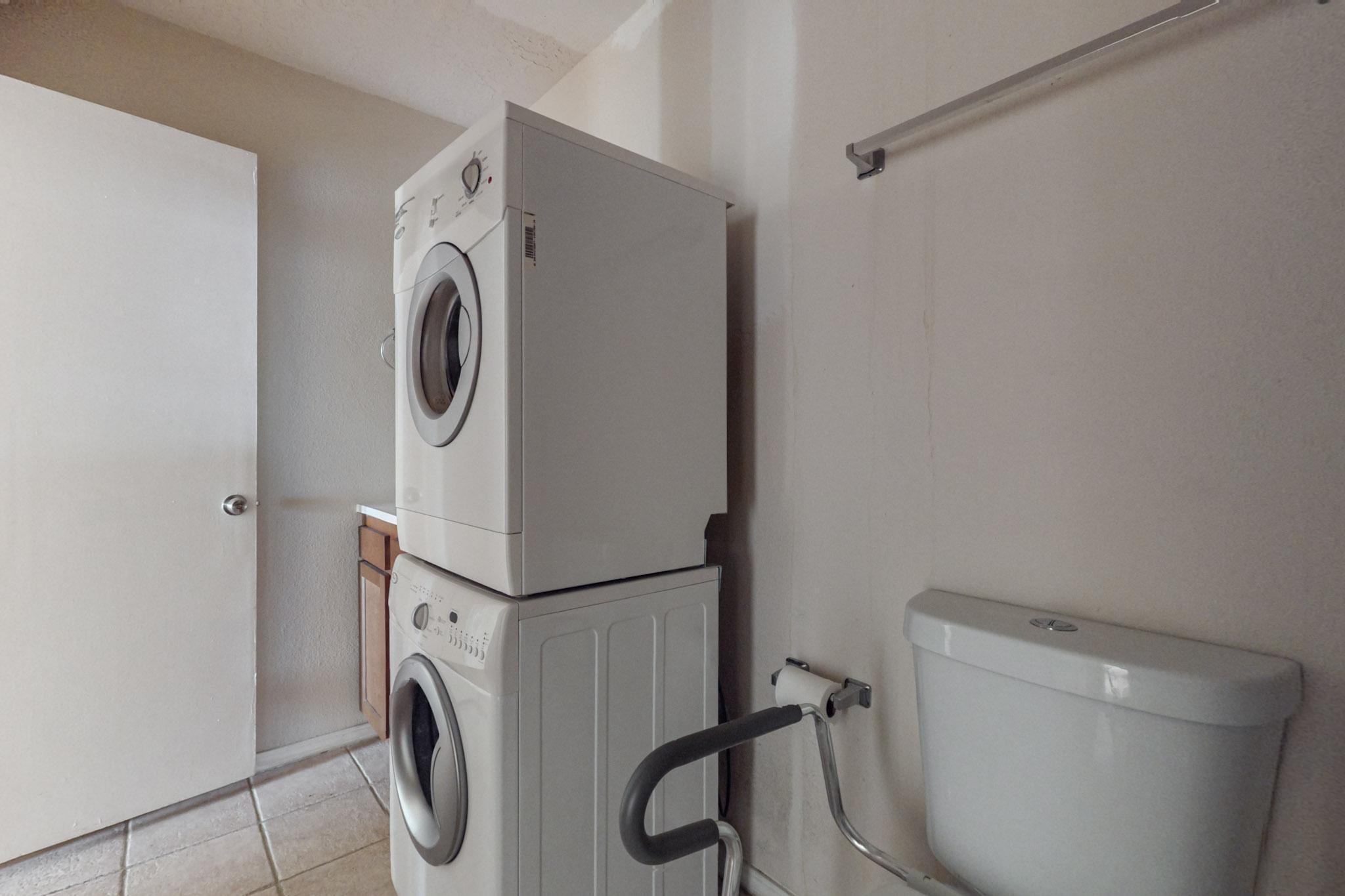 3853 MONTGOMERY Boulevard NE 1007