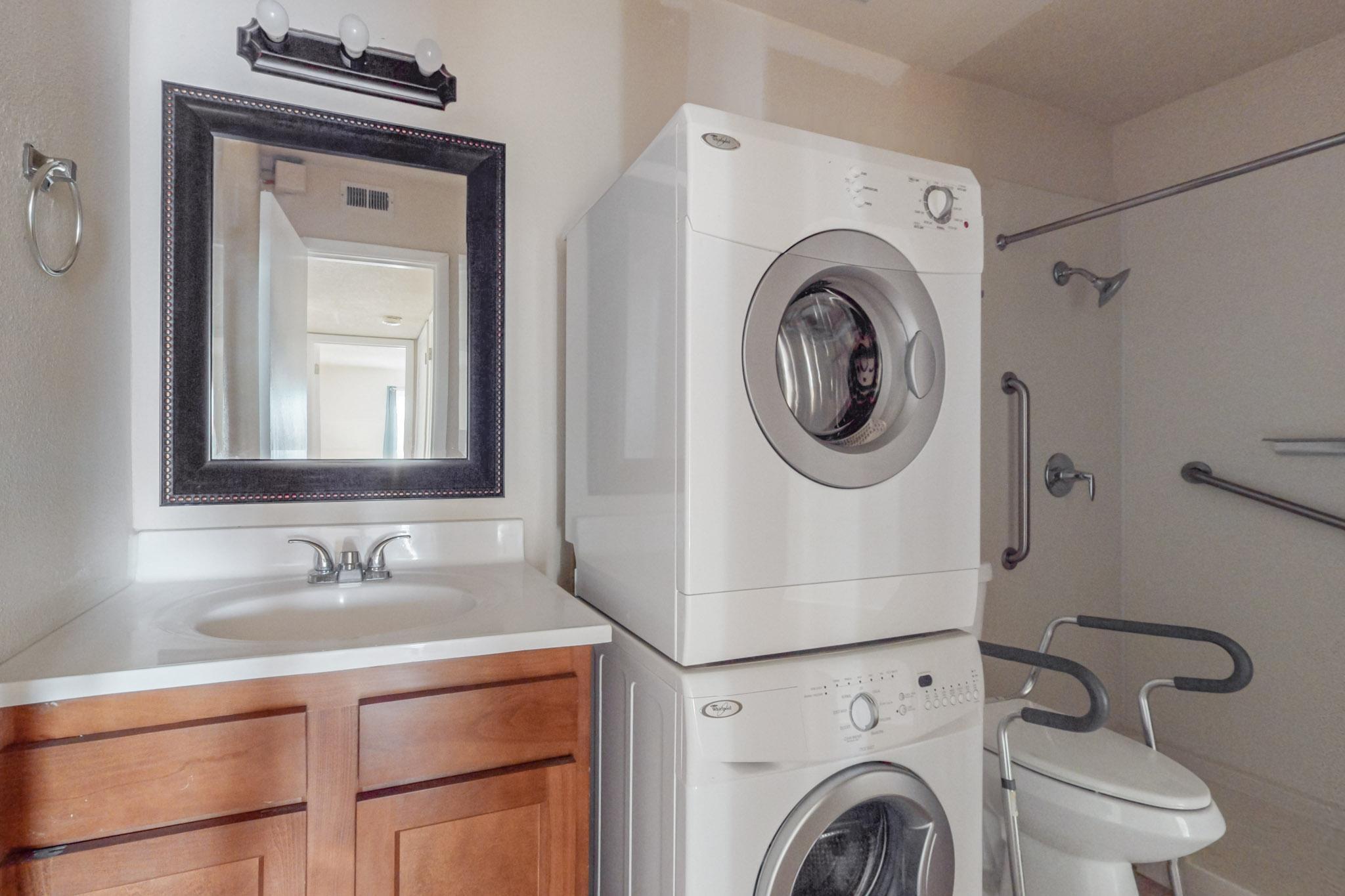 3853 MONTGOMERY Boulevard NE 1007