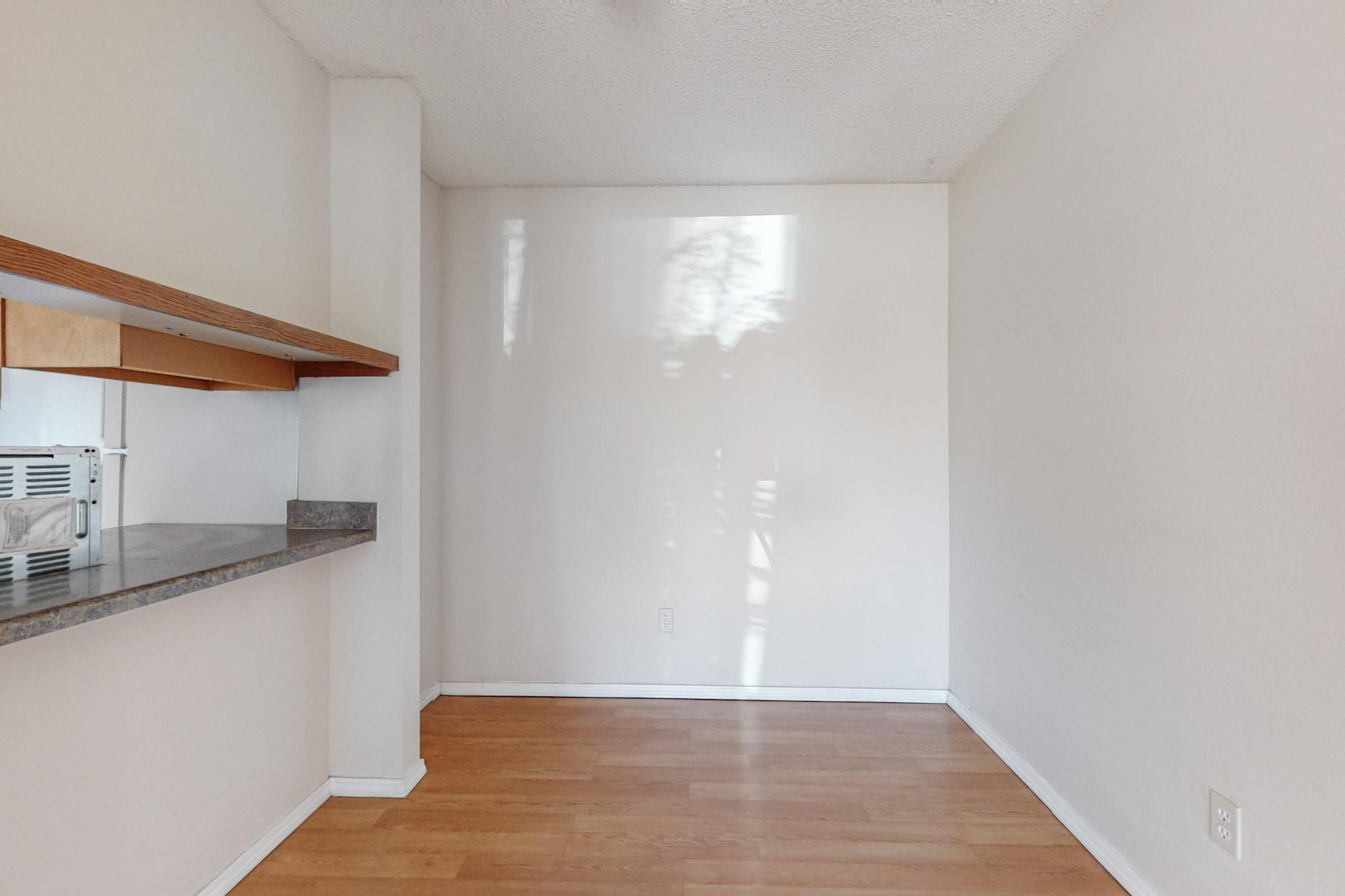 3853 MONTGOMERY Boulevard NE 1007