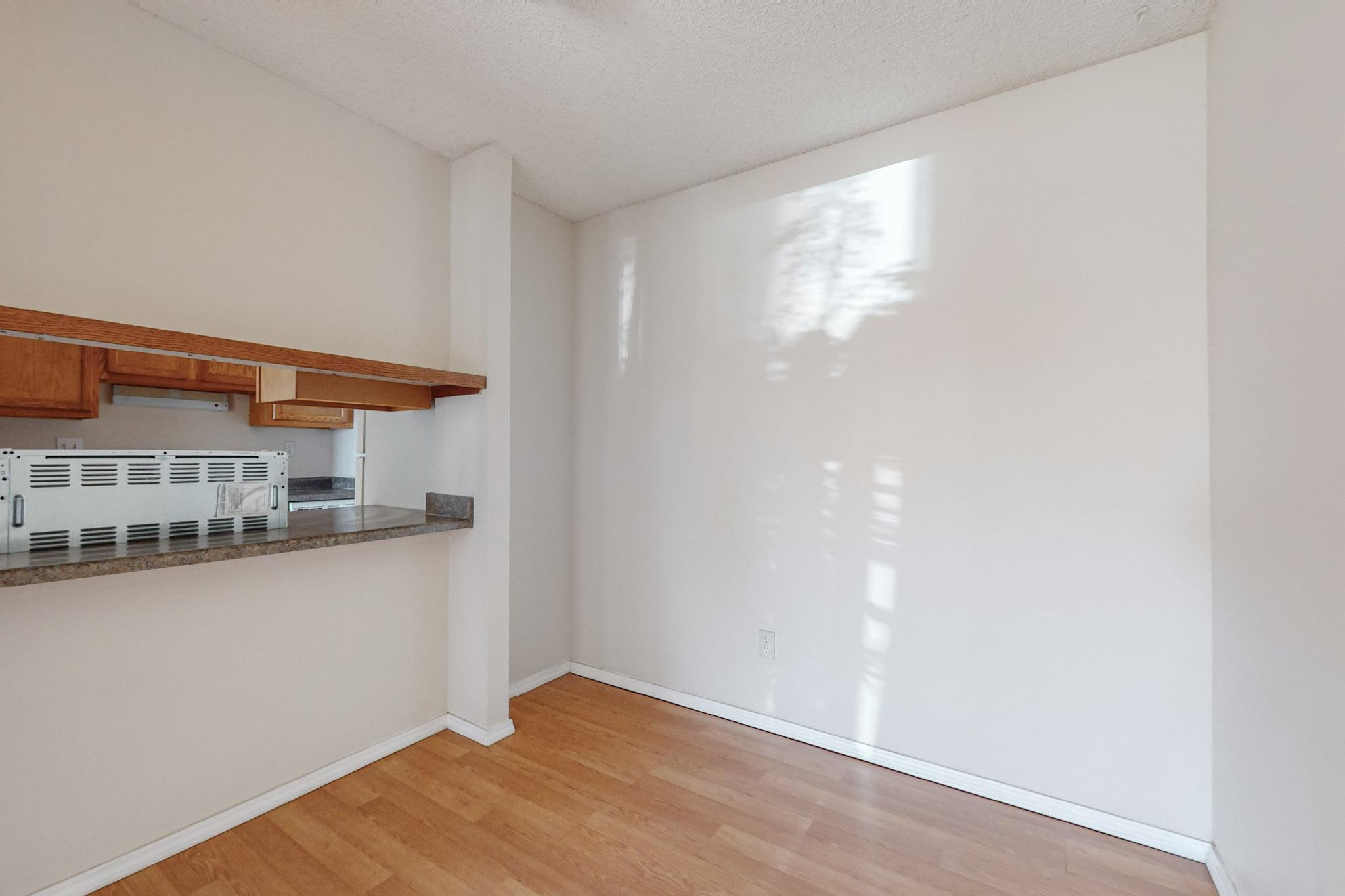 3853 MONTGOMERY Boulevard NE 1007