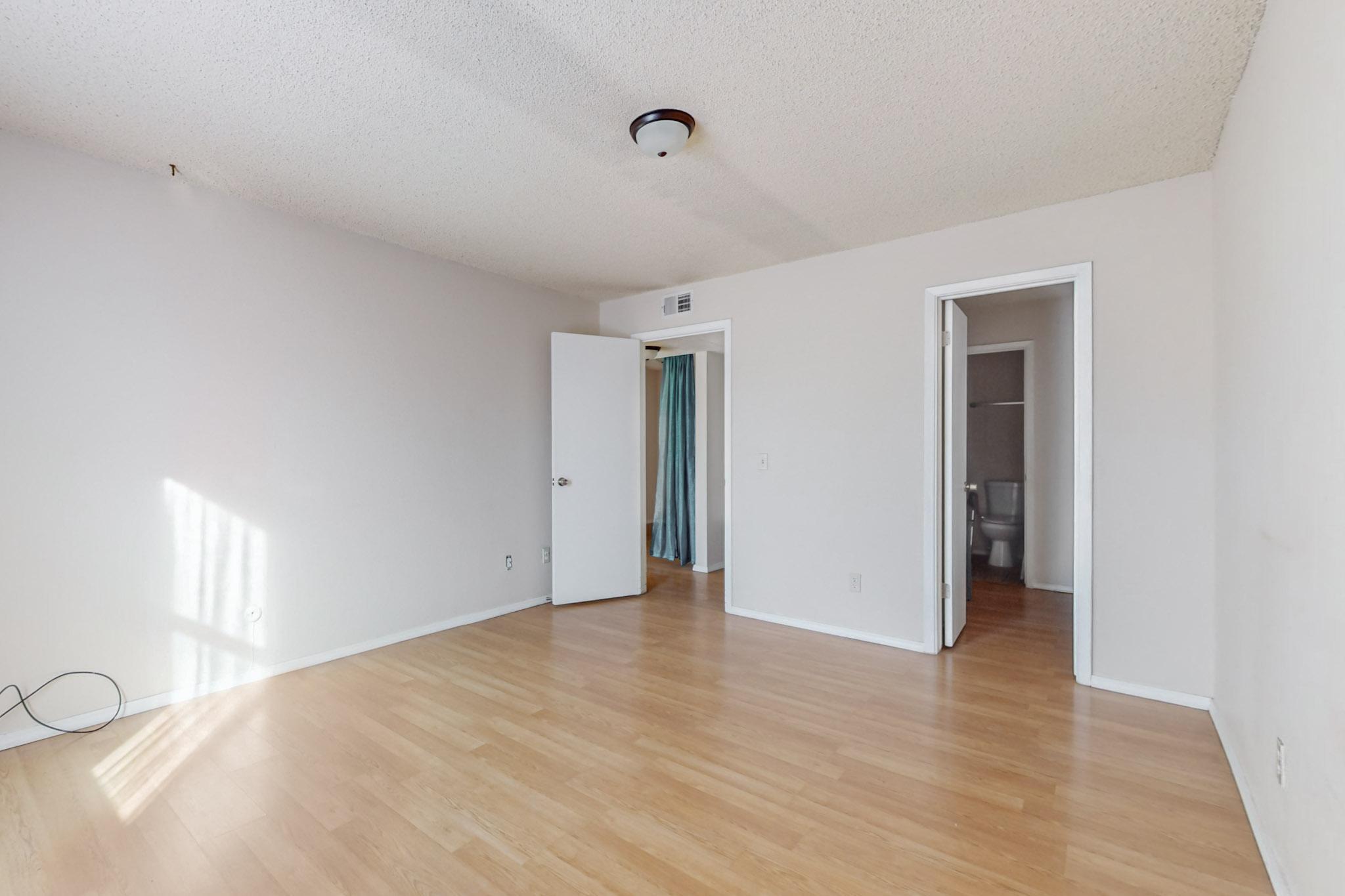 3853 MONTGOMERY Boulevard NE 1007