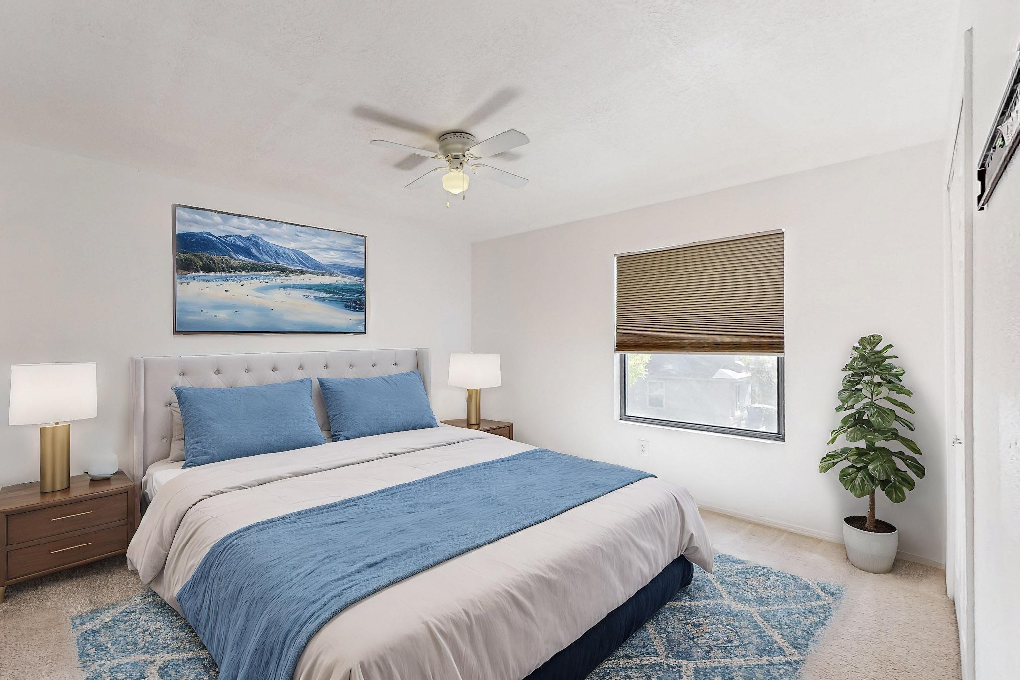 6301 LA HABRA Lane NE