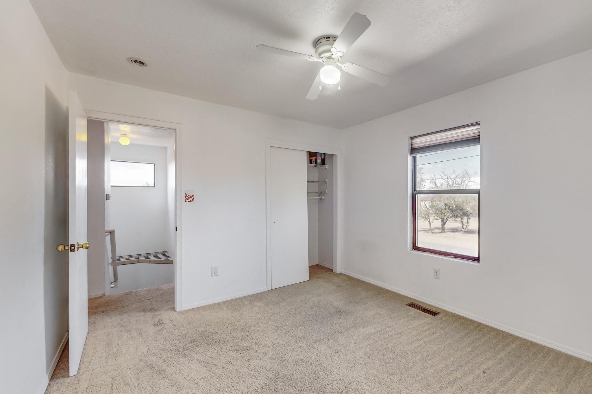 6301 LA HABRA Lane NE