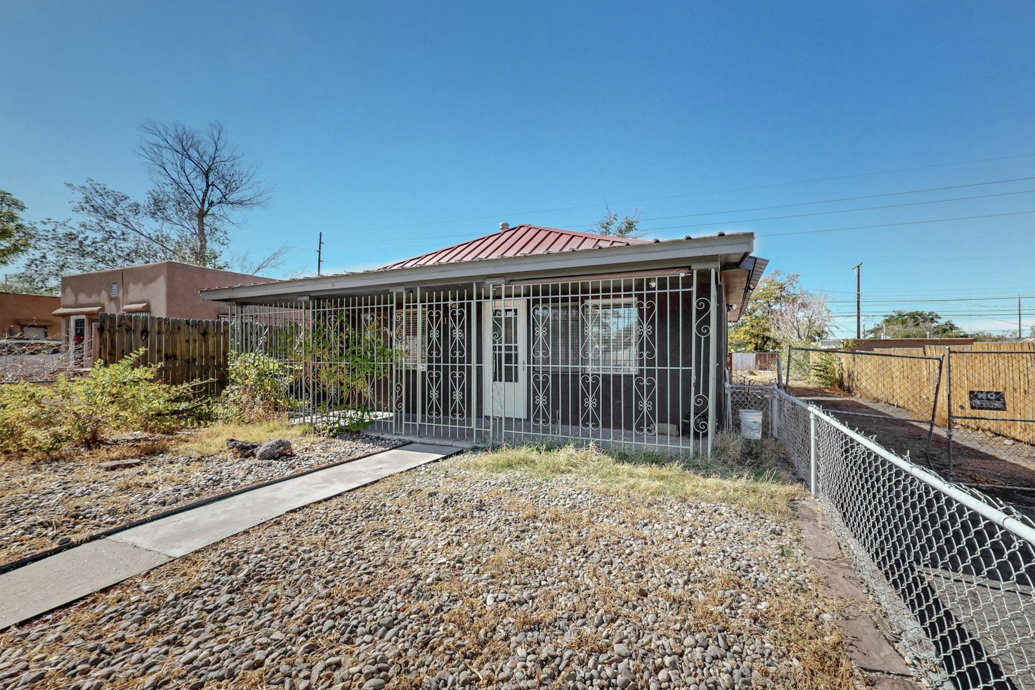 1941 EDITH Boulevard SE