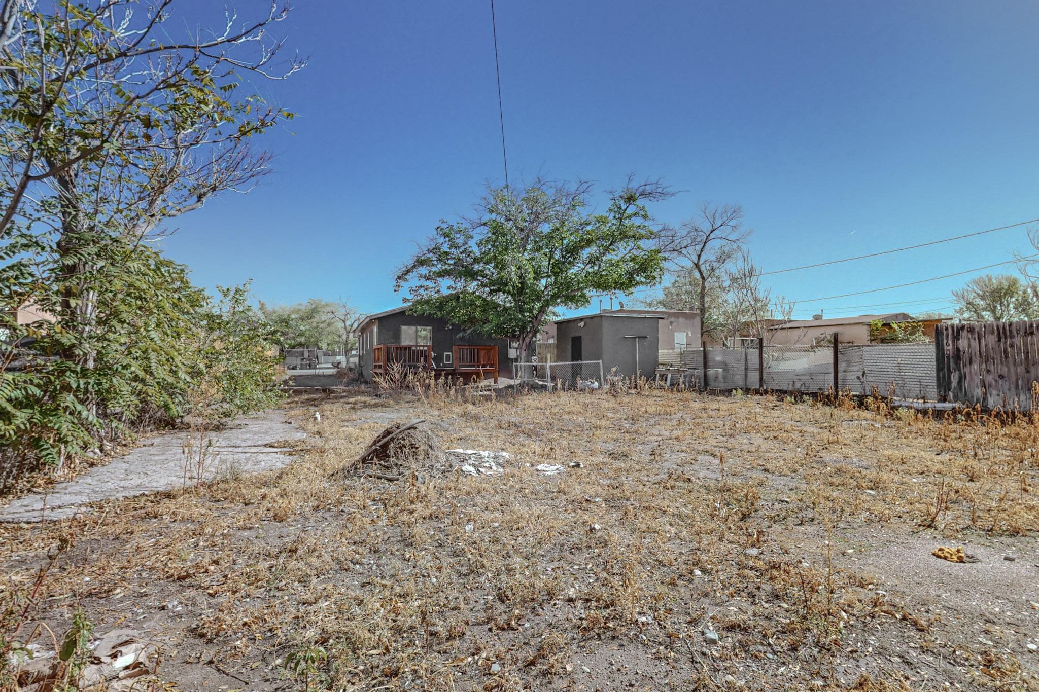 1941 EDITH Boulevard SE