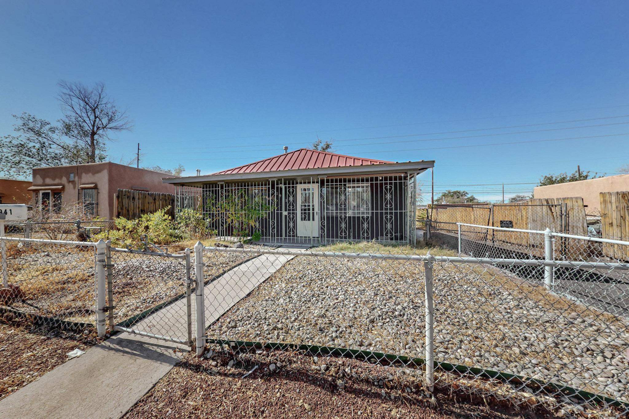 1941 EDITH Boulevard SE