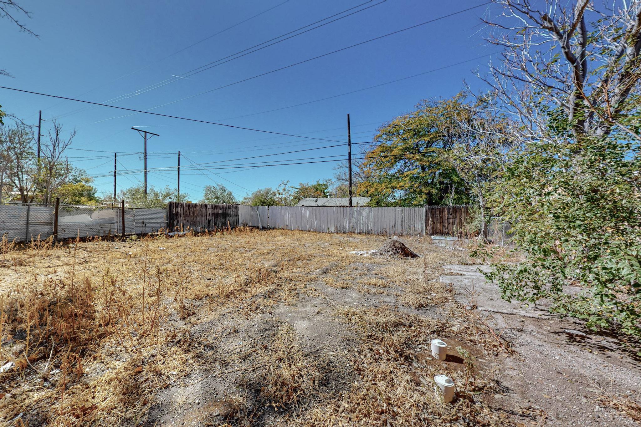 1941 EDITH Boulevard SE