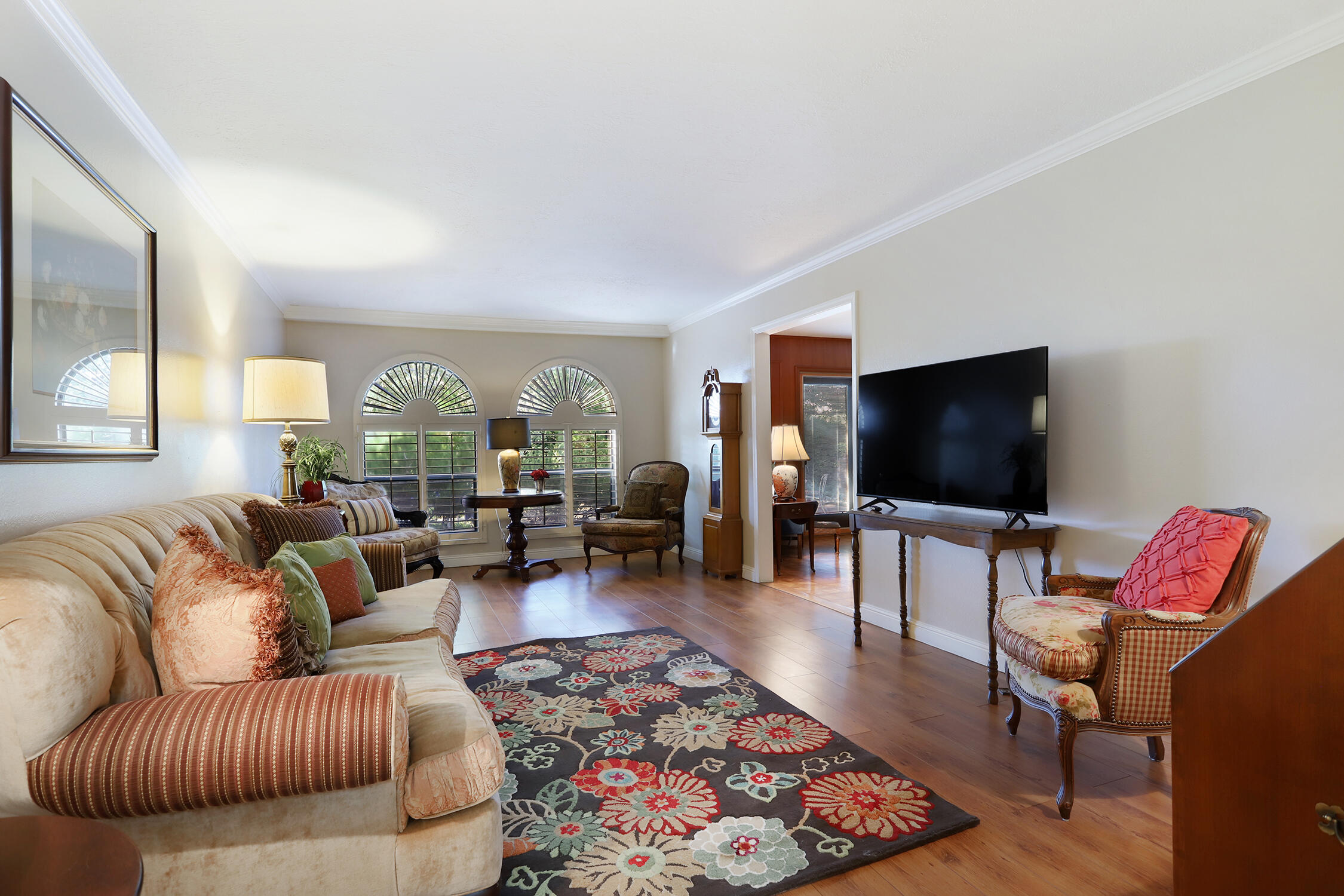 1021 WAGON TRAIN Drive SE