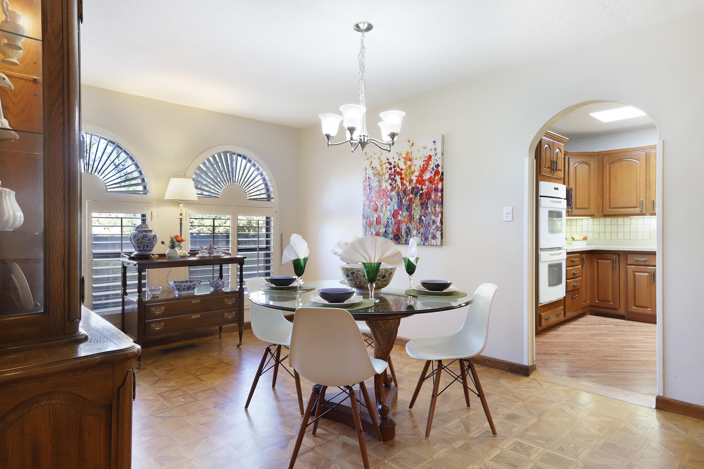 1021 WAGON TRAIN Drive SE