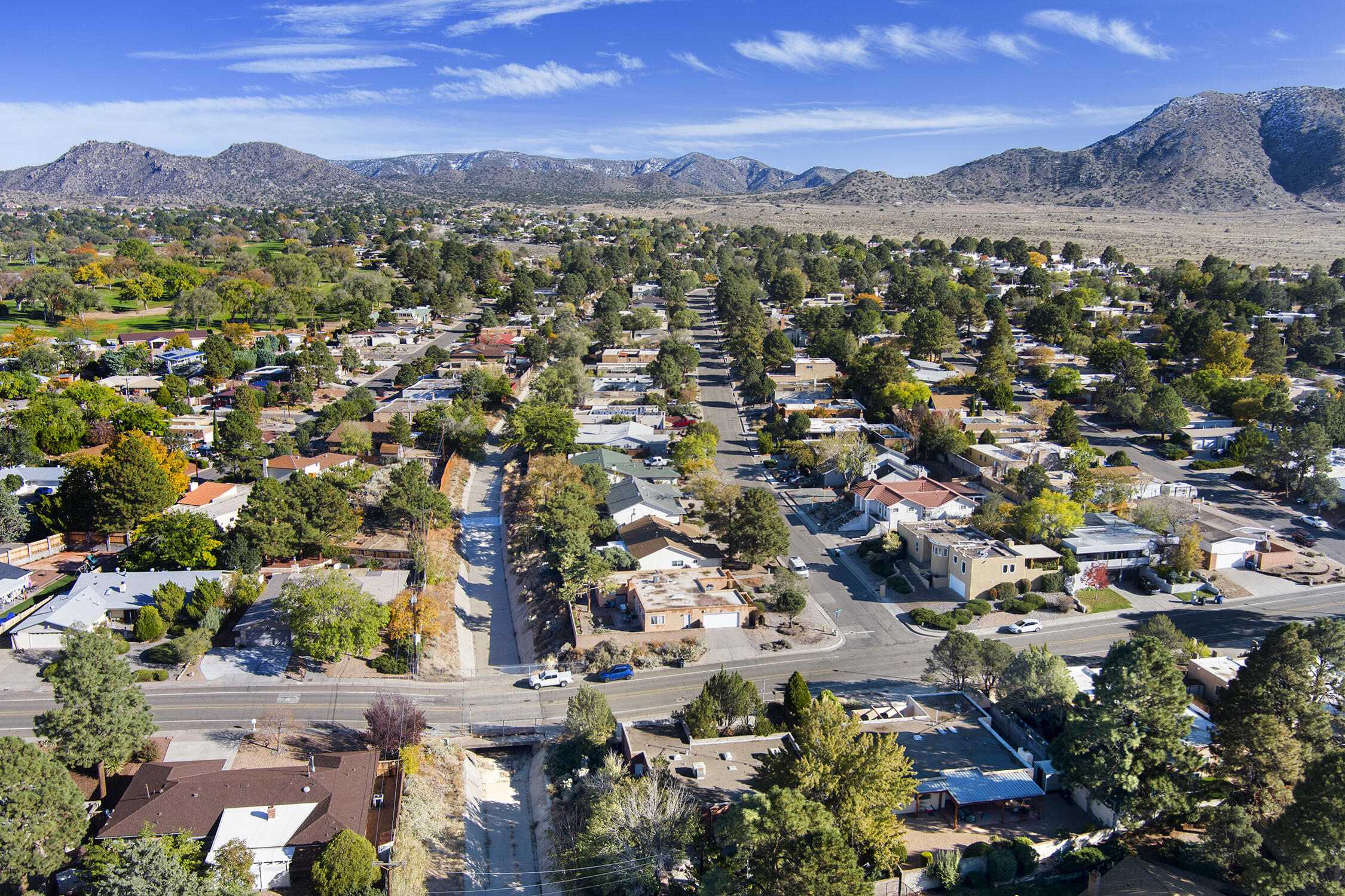 1021 WAGON TRAIN Drive SE