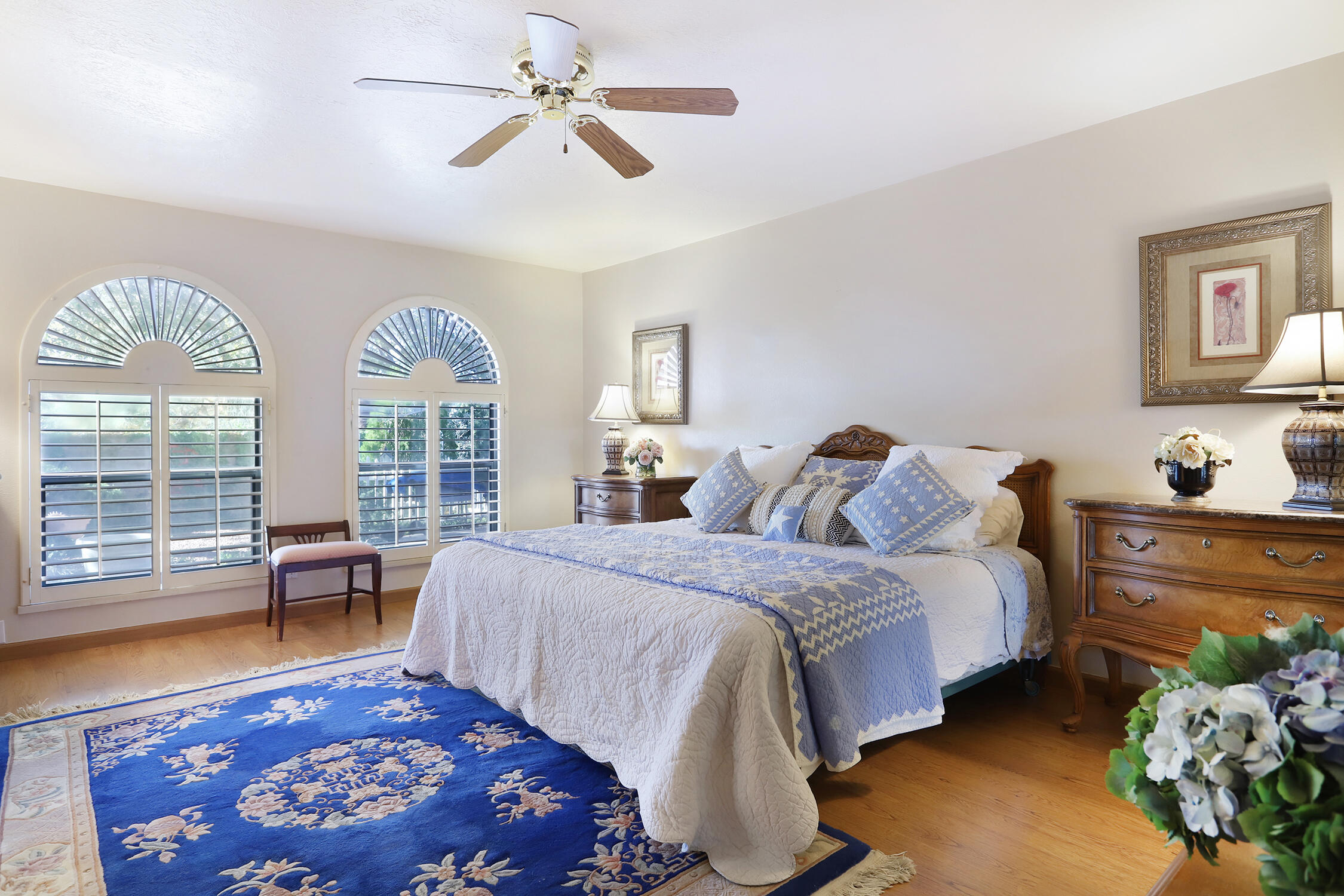 1021 WAGON TRAIN Drive SE