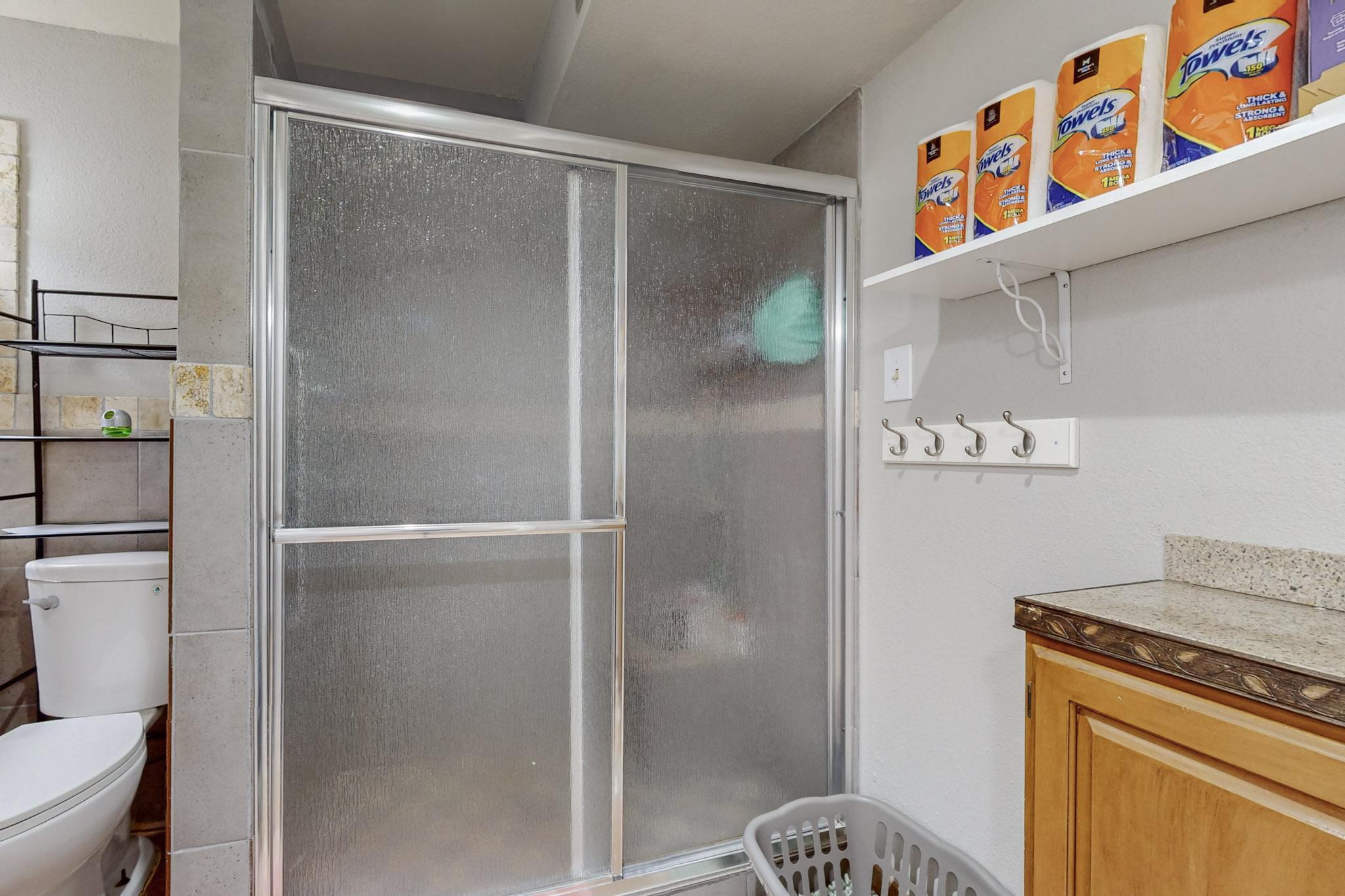 911 COUNTRY CLUB Drive SE D