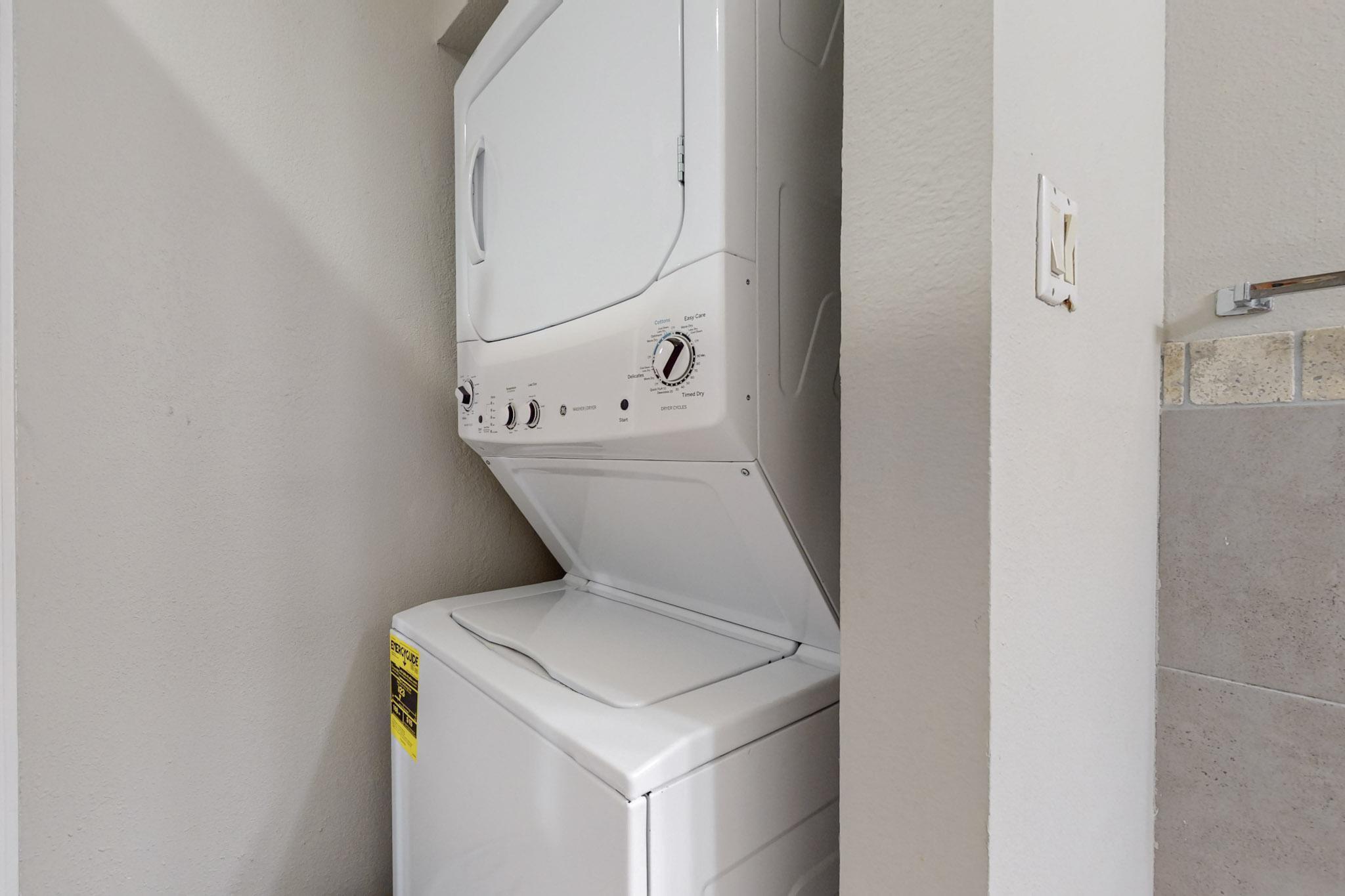 911 COUNTRY CLUB Drive SE D