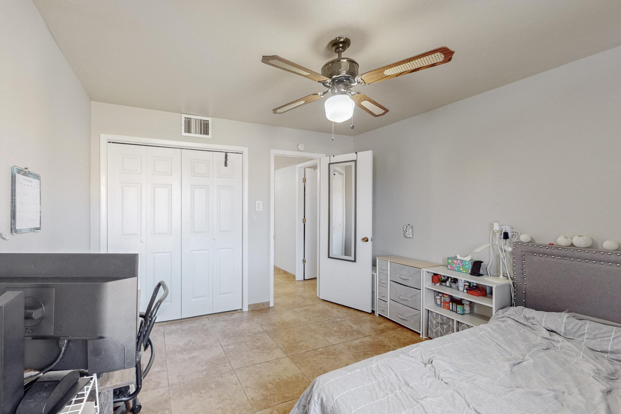 911 COUNTRY CLUB Drive SE D