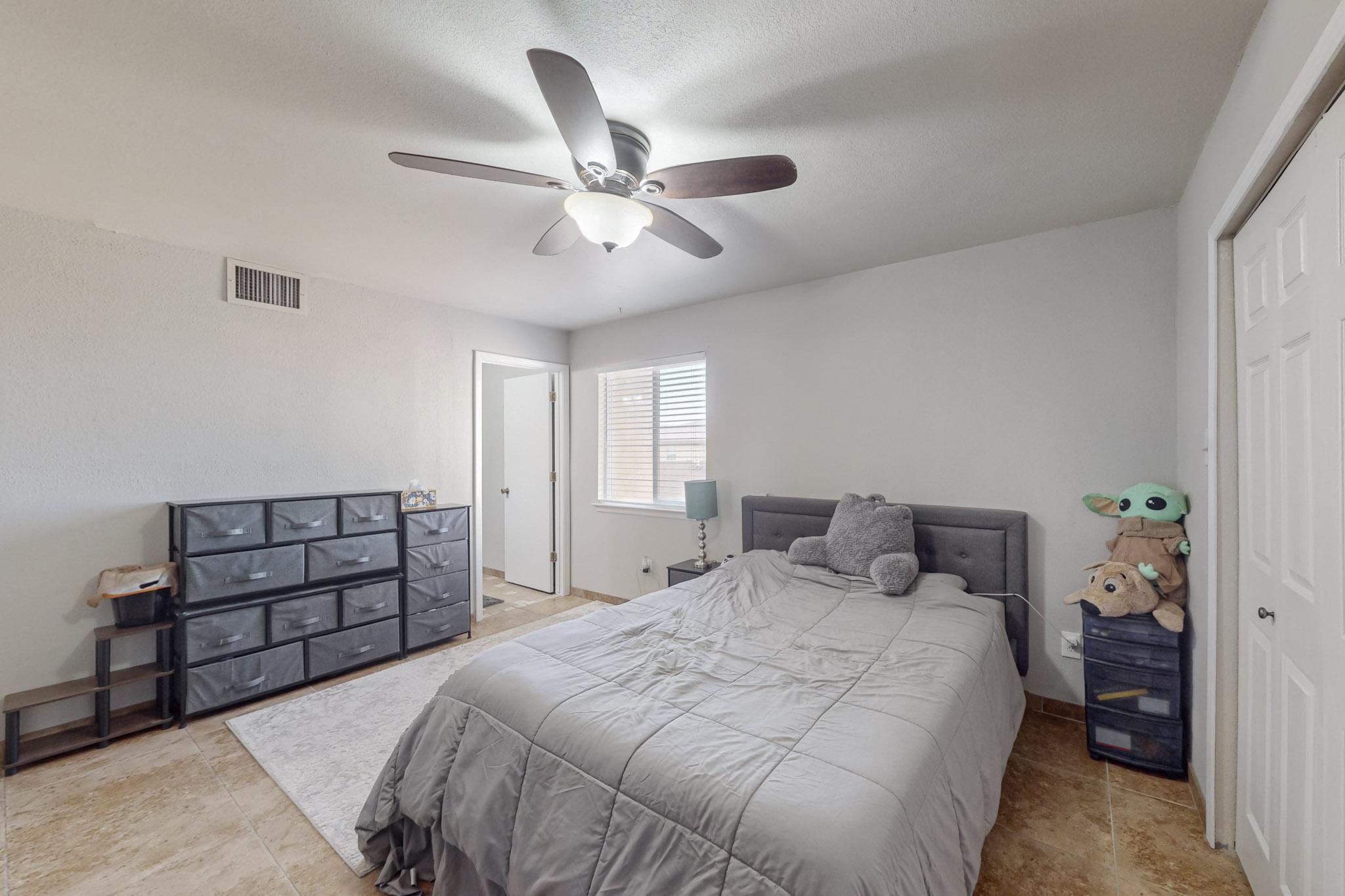 911 COUNTRY CLUB Drive SE D