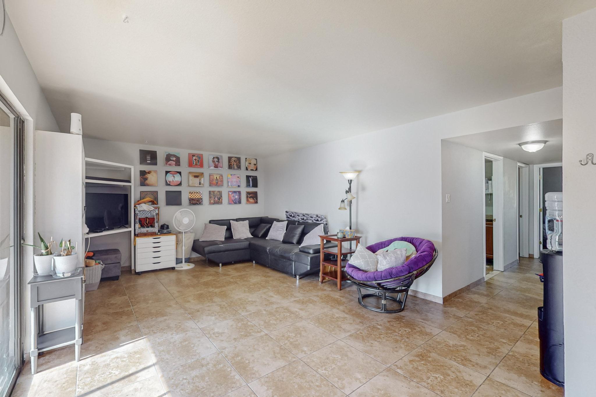 911 COUNTRY CLUB Drive SE D