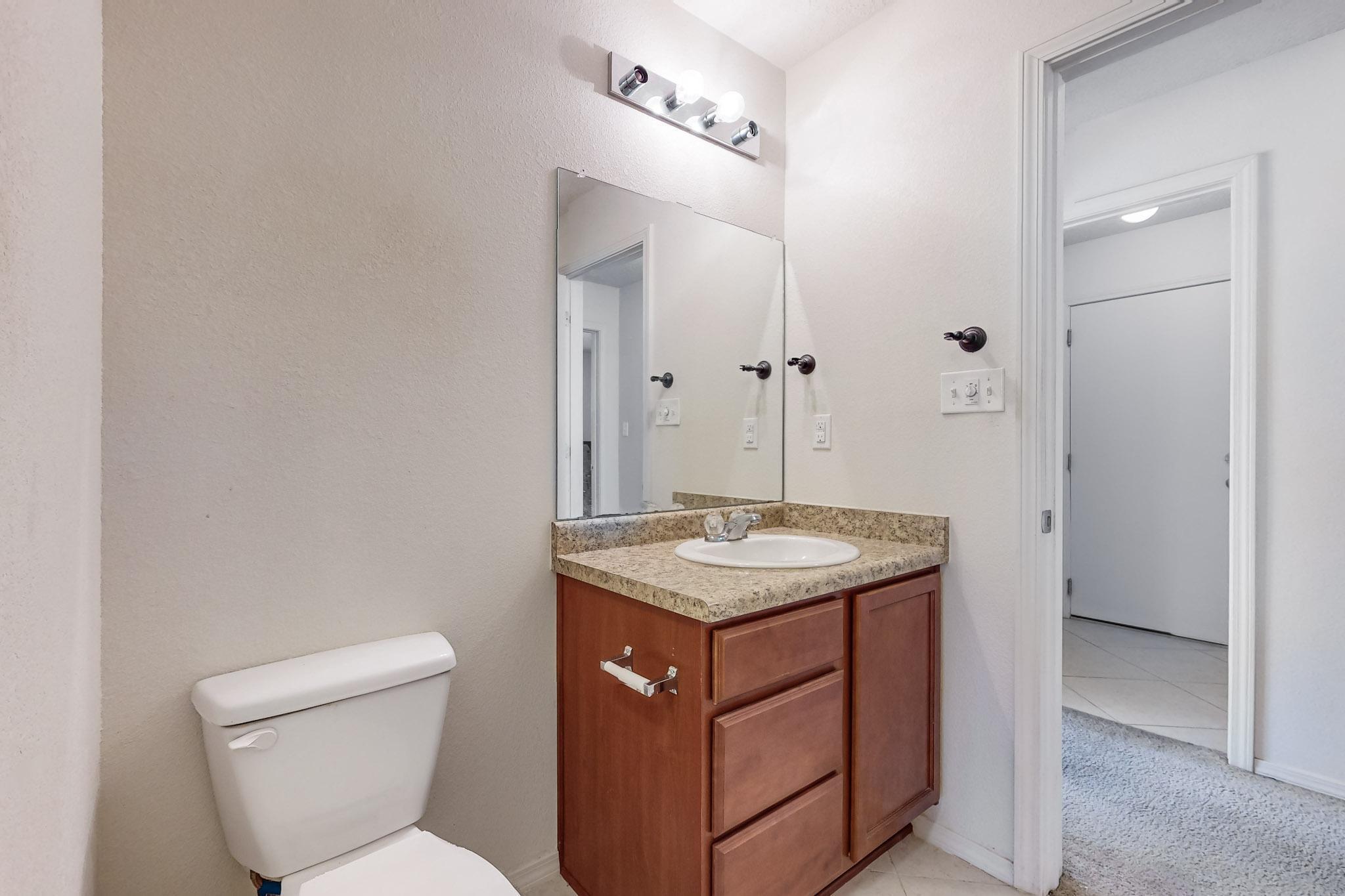 1304 DESERT PAINTBRUSH Loop