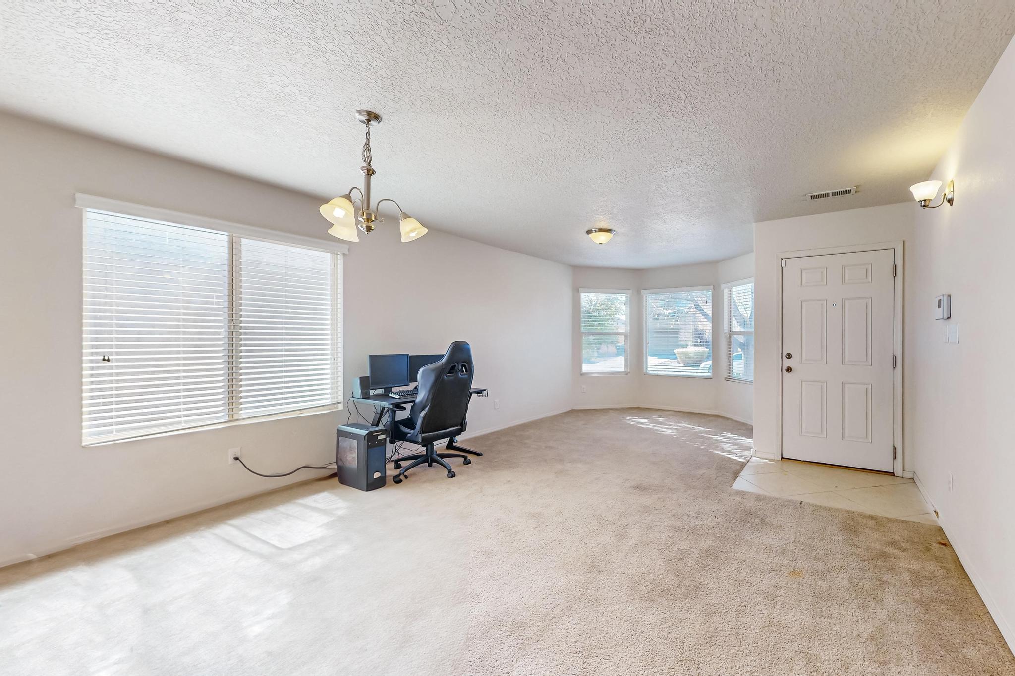 1304 DESERT PAINTBRUSH Loop