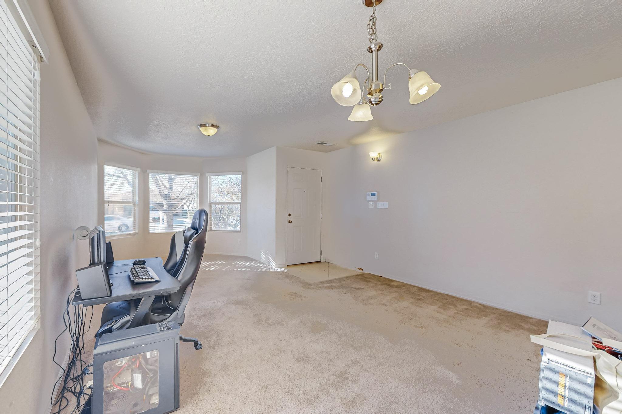 1304 DESERT PAINTBRUSH Loop