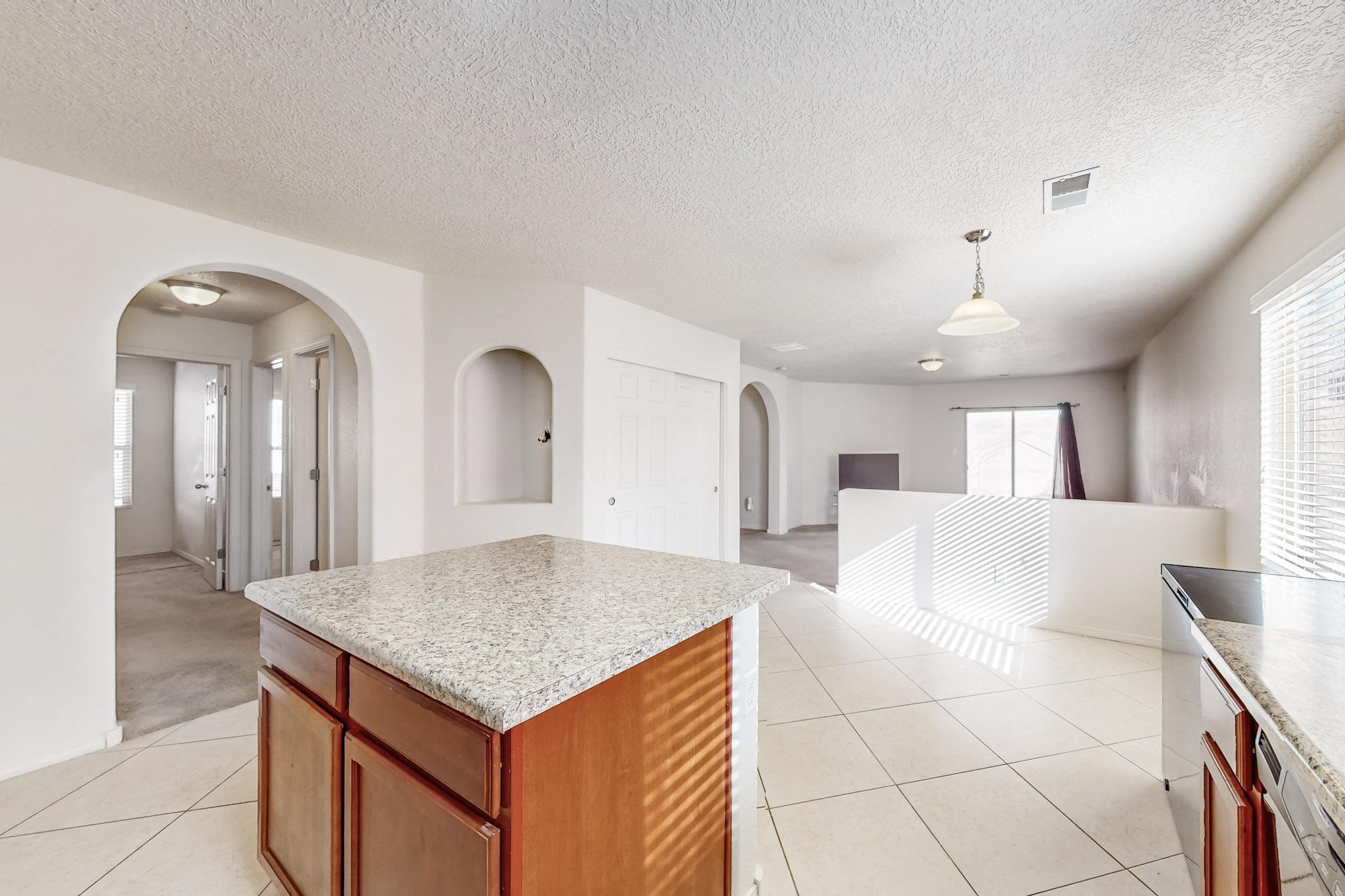 1304 DESERT PAINTBRUSH Loop