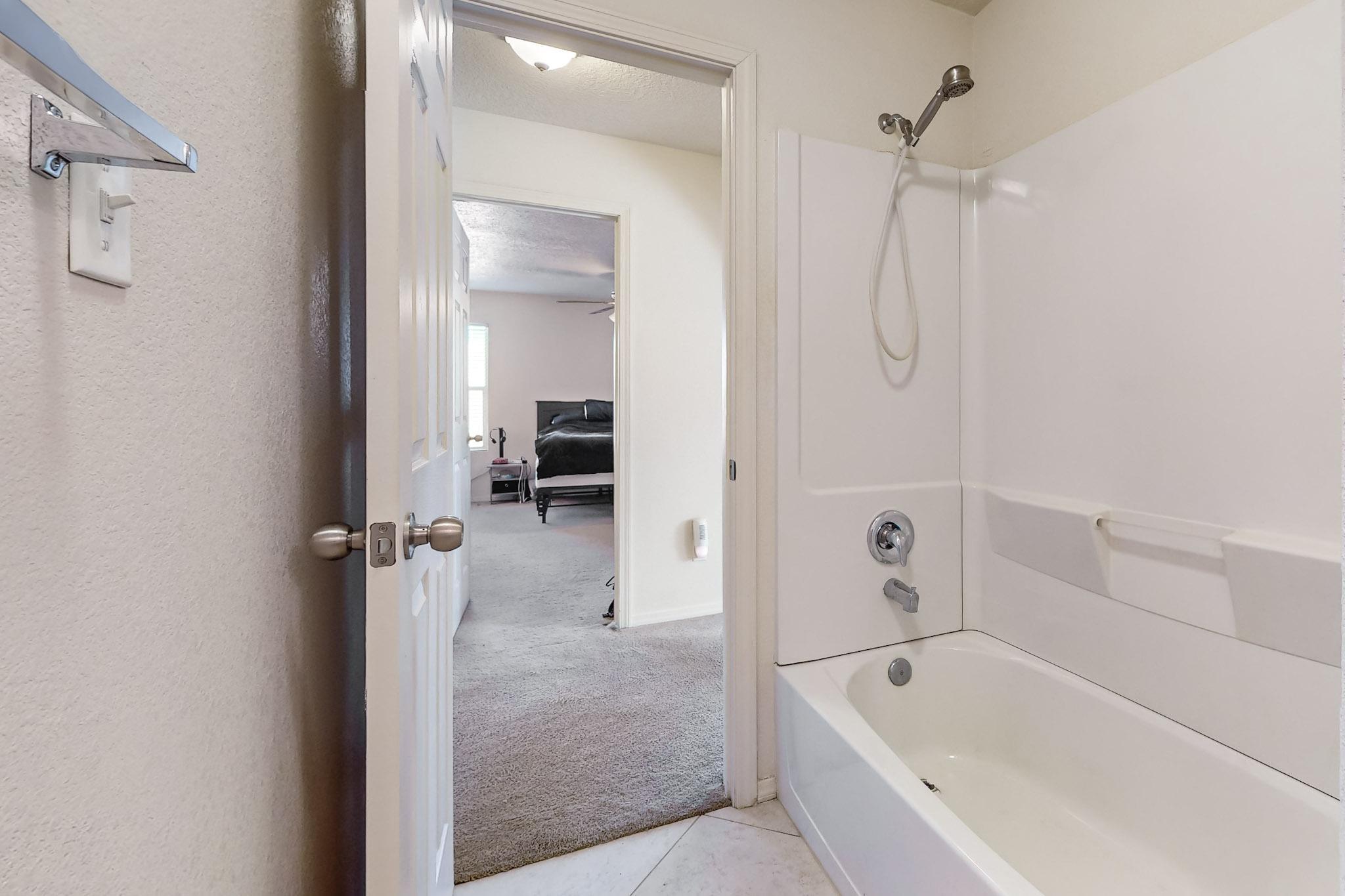 1304 DESERT PAINTBRUSH Loop