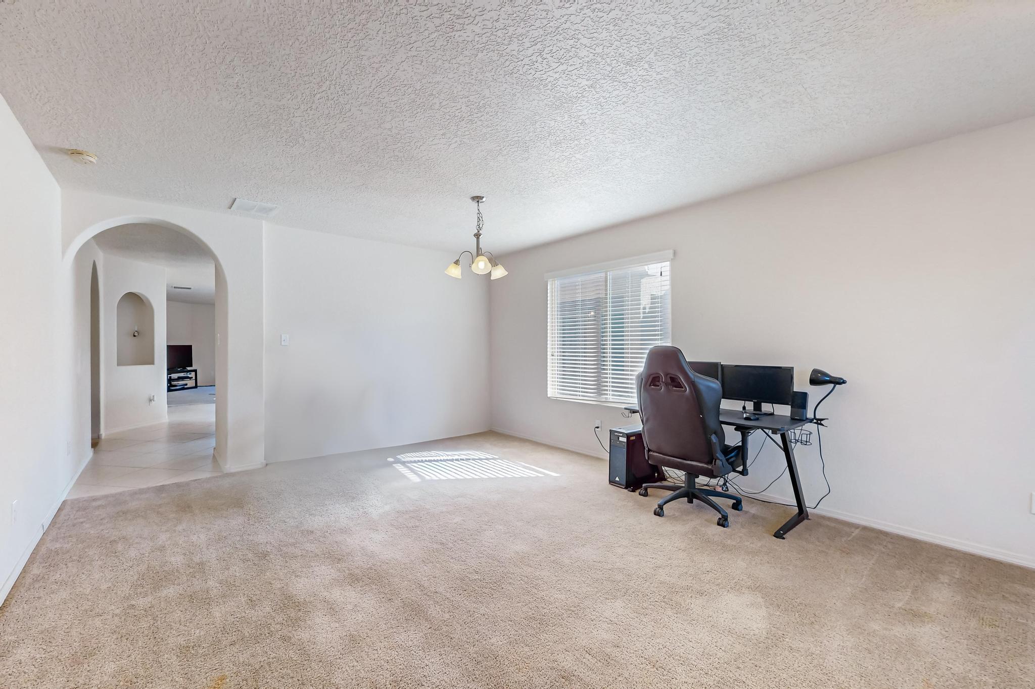 1304 DESERT PAINTBRUSH Loop